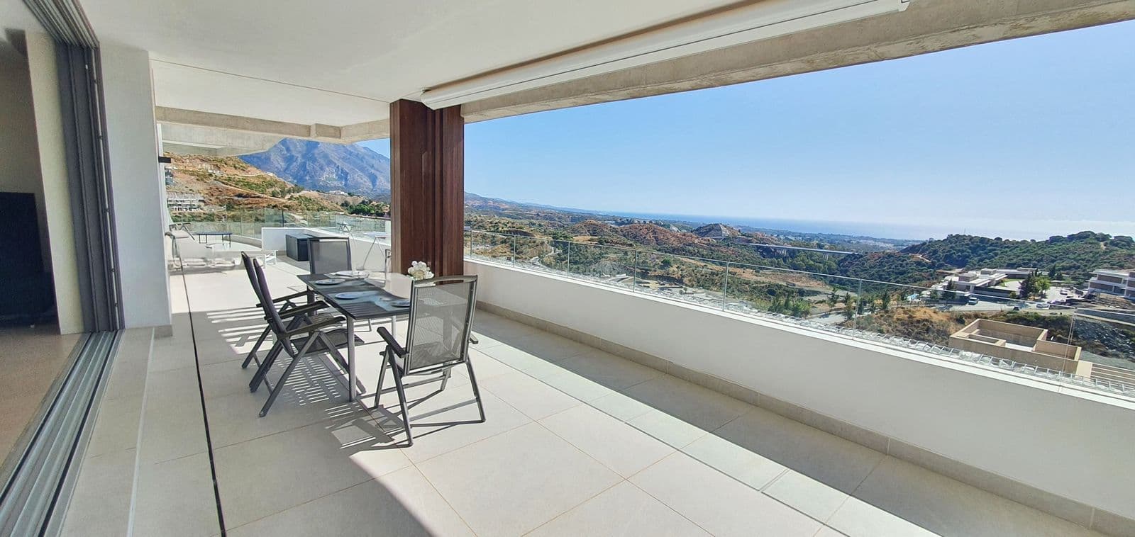 Middle Floor Apartment in La Quinta, Benahavís