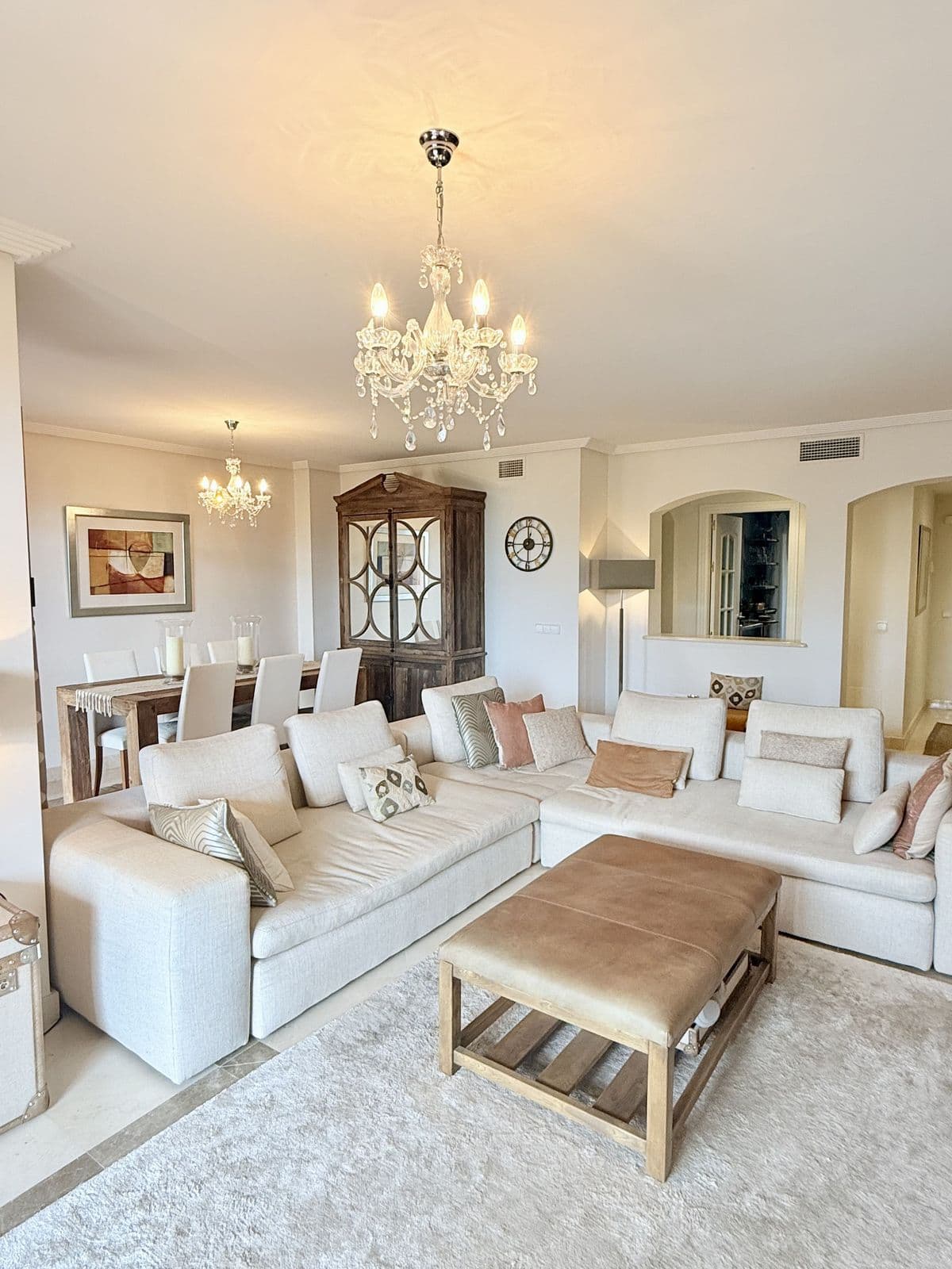 Ground Floor Apartment in Los Arqueros, Benahavís