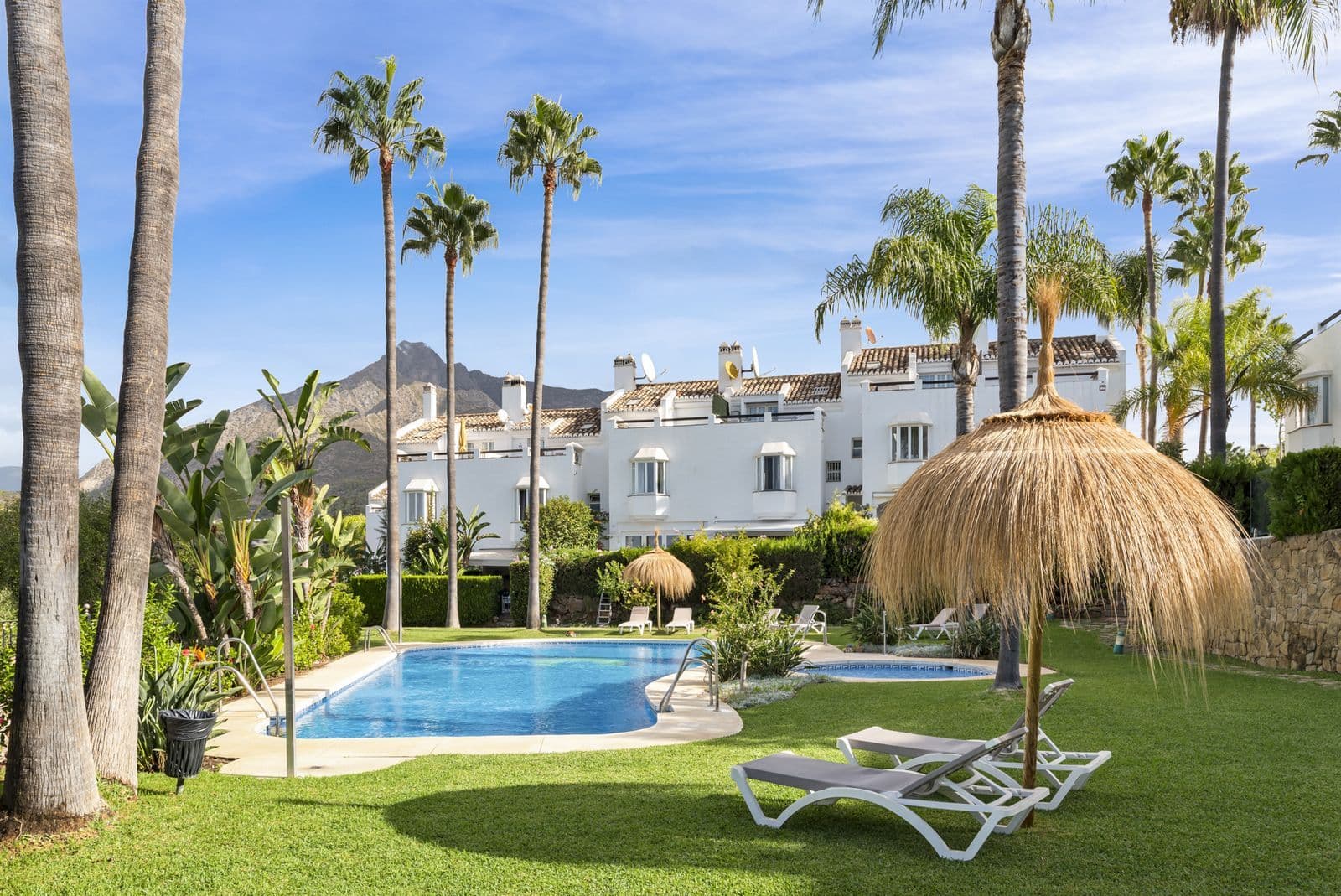 Townhouse in The Golden Mile, Marbella
