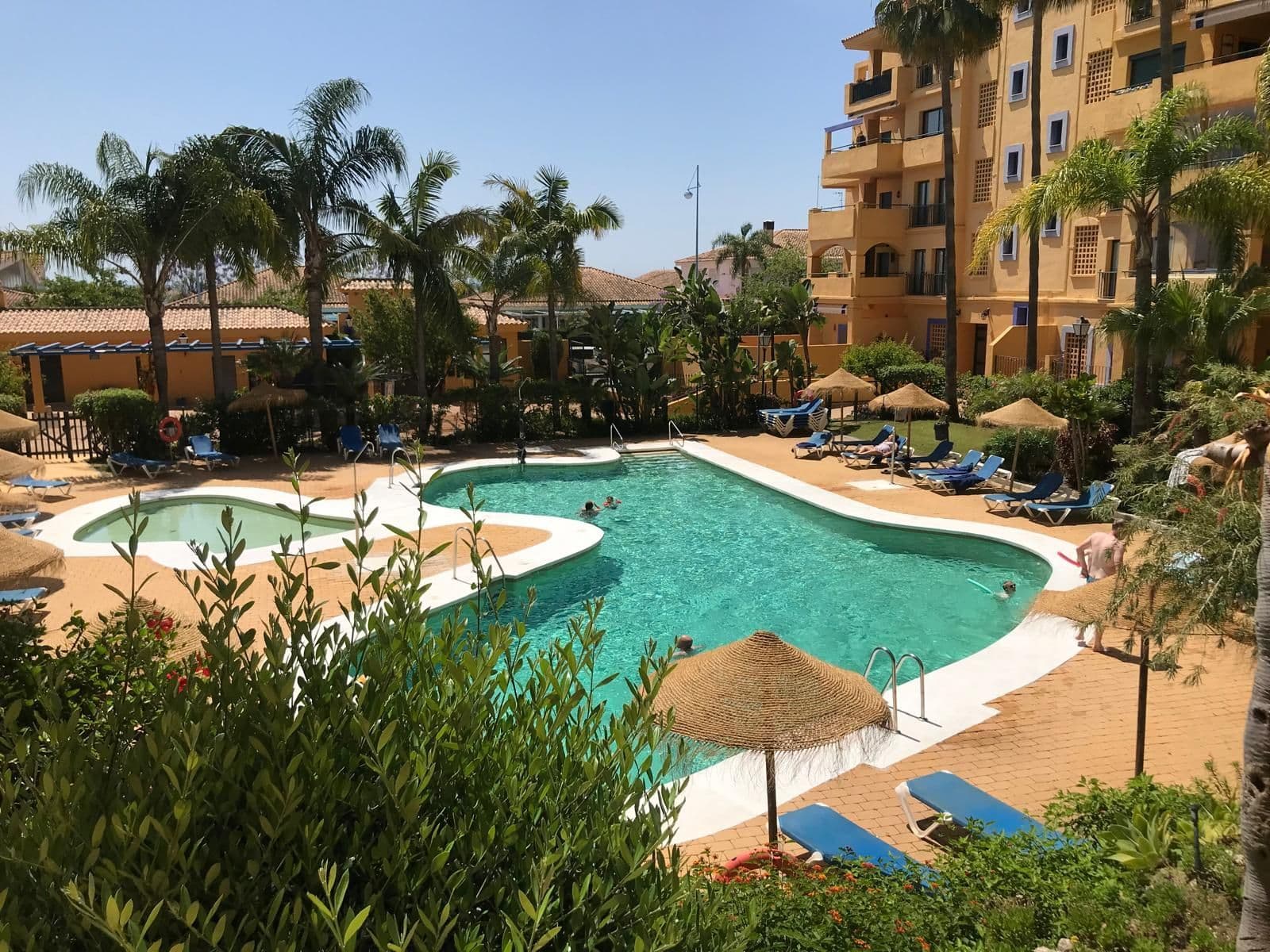 Middle Floor Apartment in San Pedro de Alcántara, Marbella