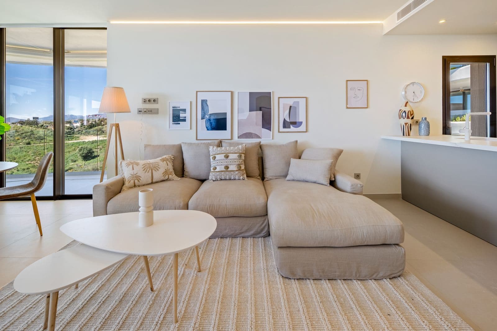 Middle Floor Apartment in Fuengirola, Fuengirola