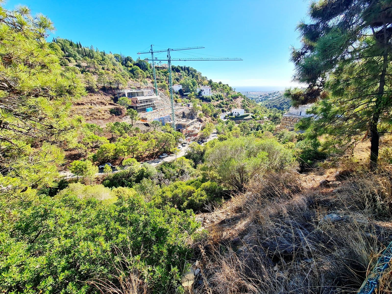 Residential Plot in El Madroñal, Benahavís