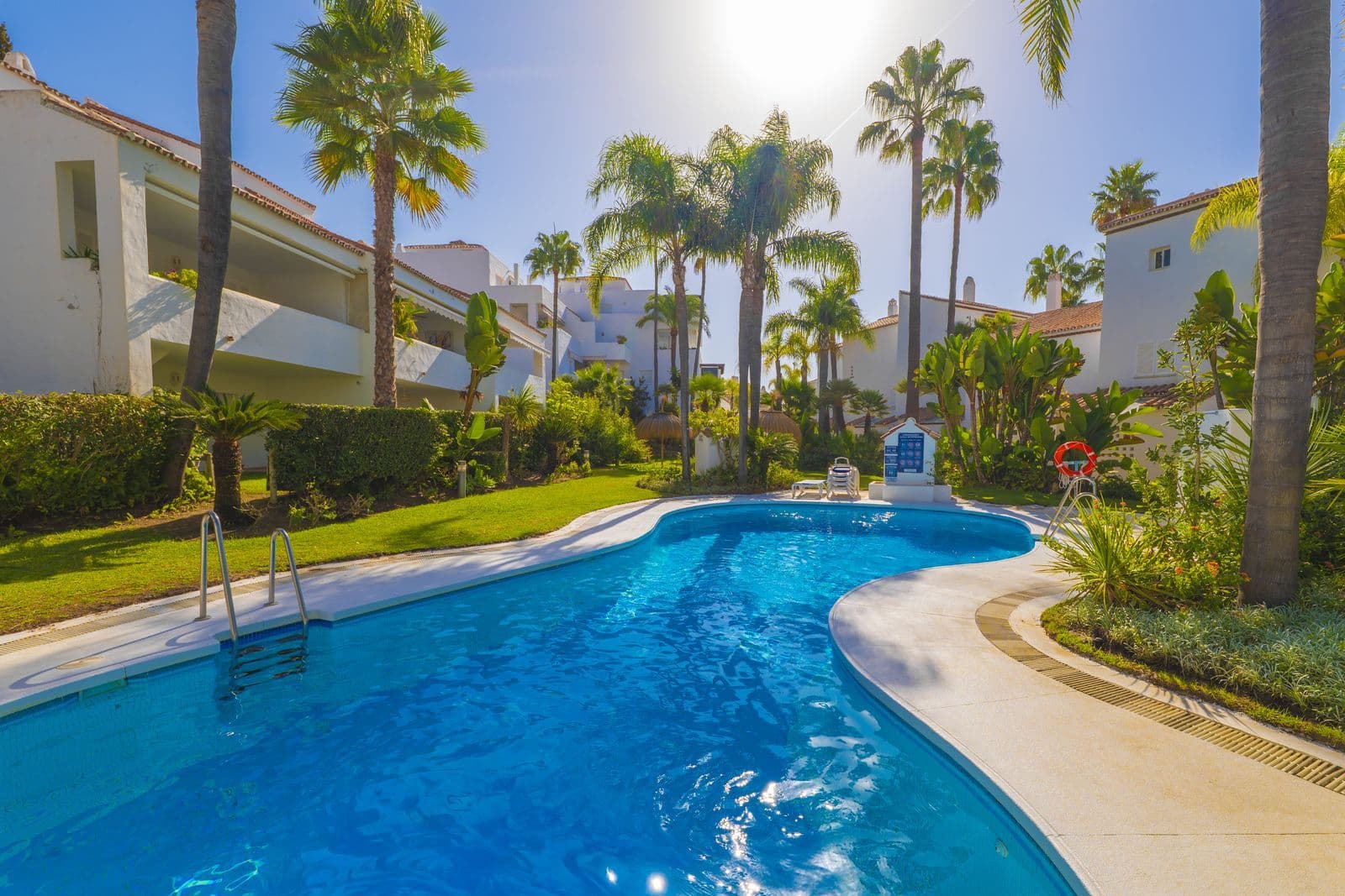 Townhouse in Bahía de Marbella, Marbella East
