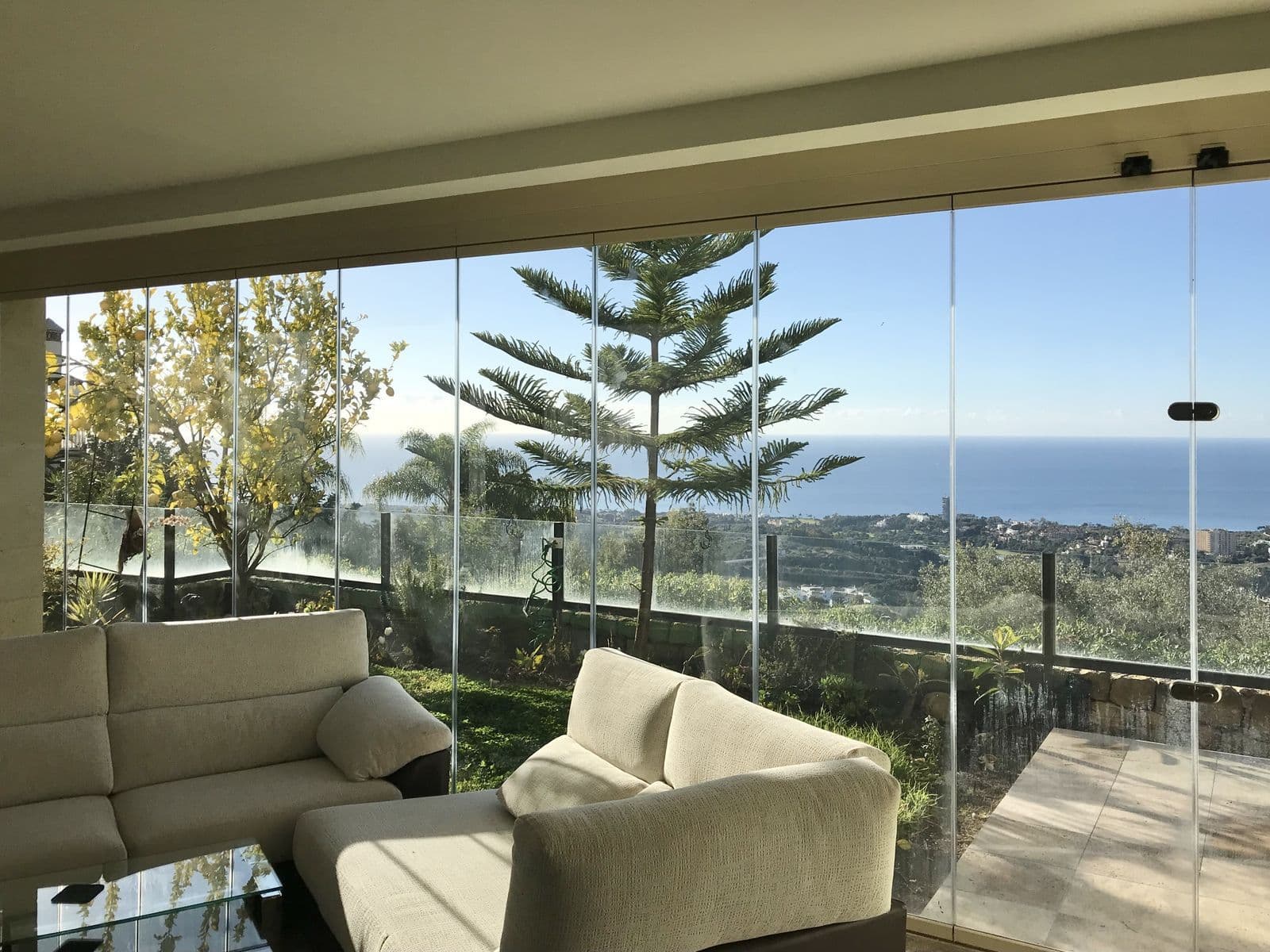 Middle Floor Apartment in Altos de los Monteros, Marbella East