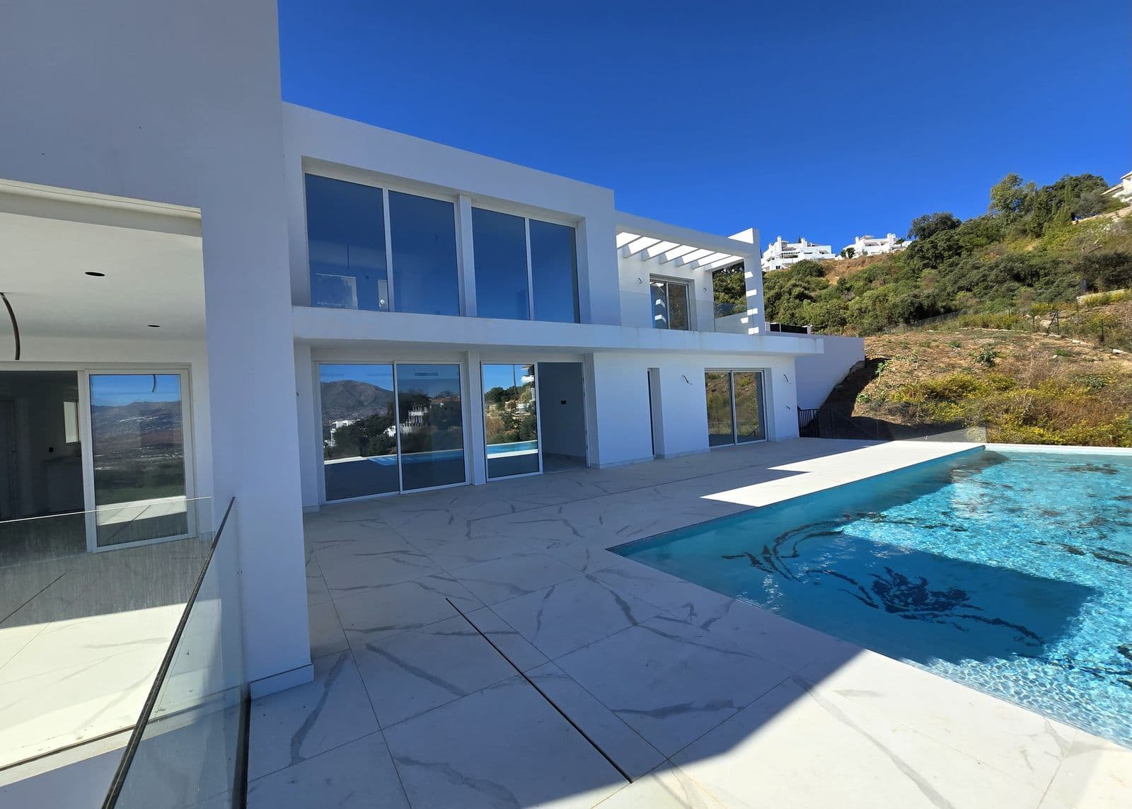 Detached Villa in La Mairena, Marbella East