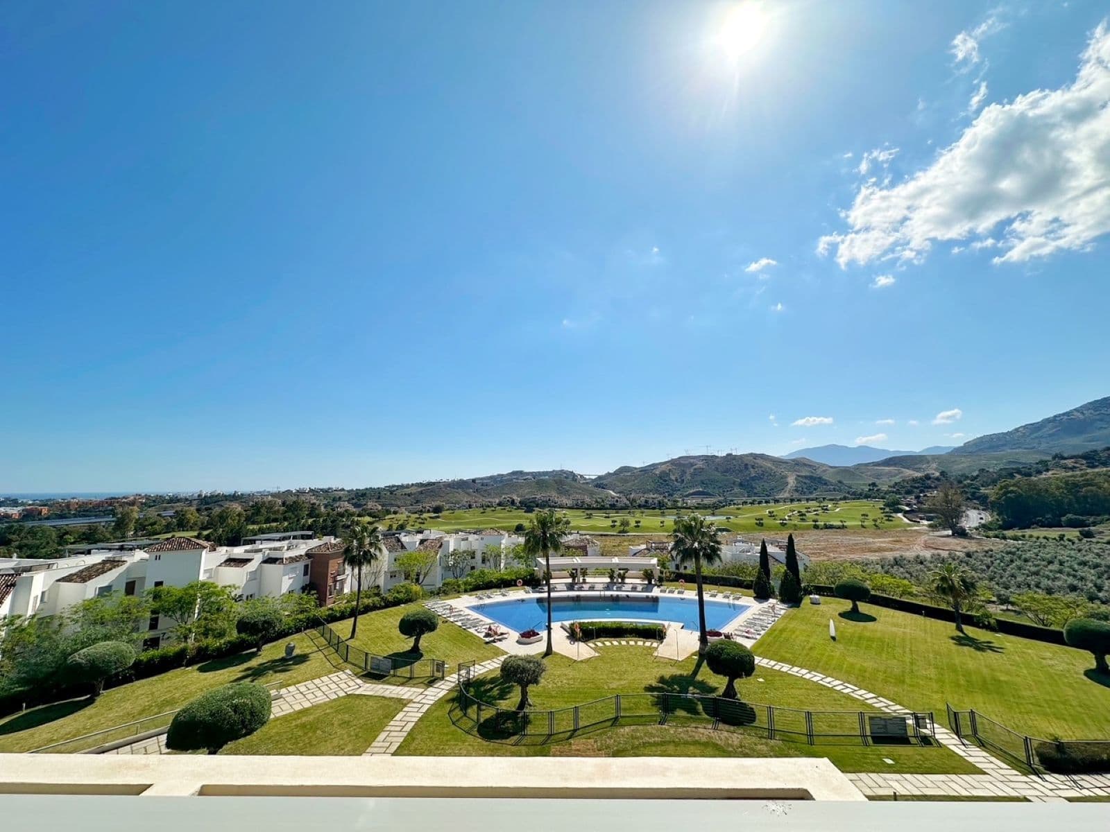 Penthouse Duplex in Los Arqueros, Benahavís