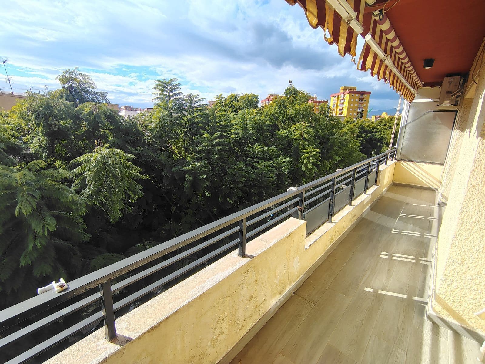 Top Floor Apartment in Fuengirola, Fuengirola
