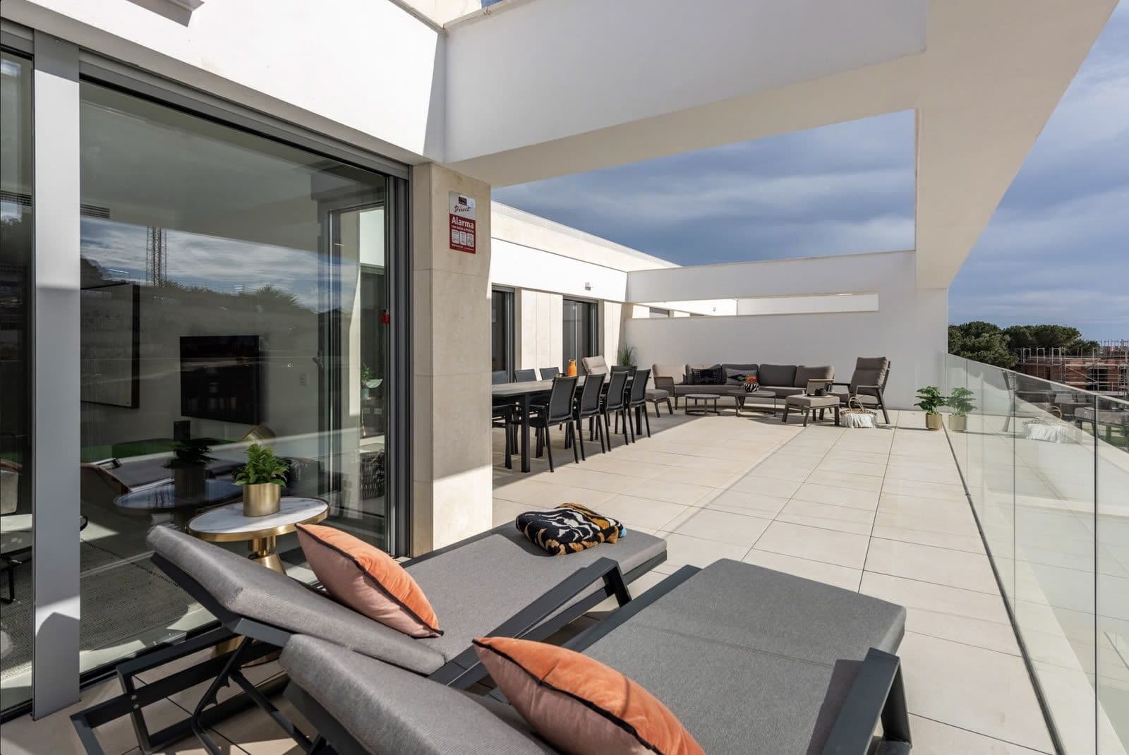Penthouse in Elviria, Marbella East