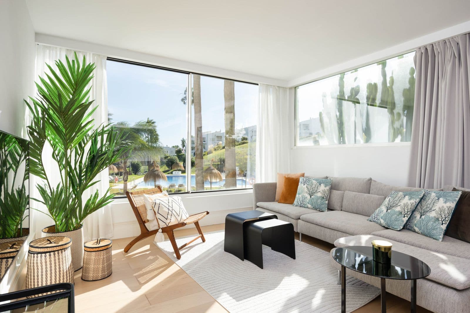 Middle Floor Apartment in Nueva Andalucía, Nueva Andalucía