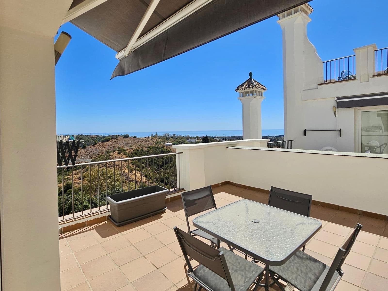 Middle Floor Apartment in Estepona, Estepona