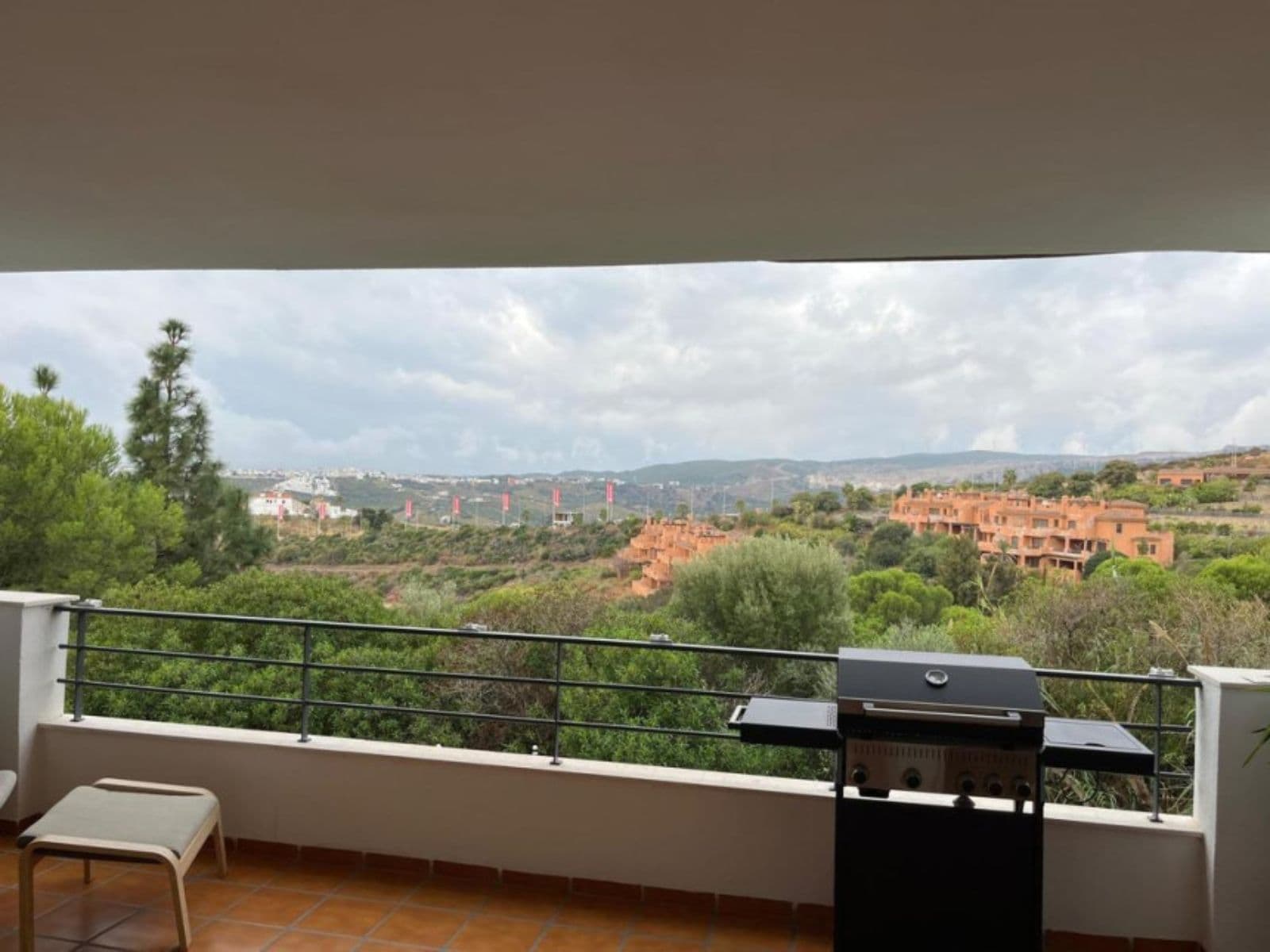 Middle Floor Apartment in Doña Julia, Casares