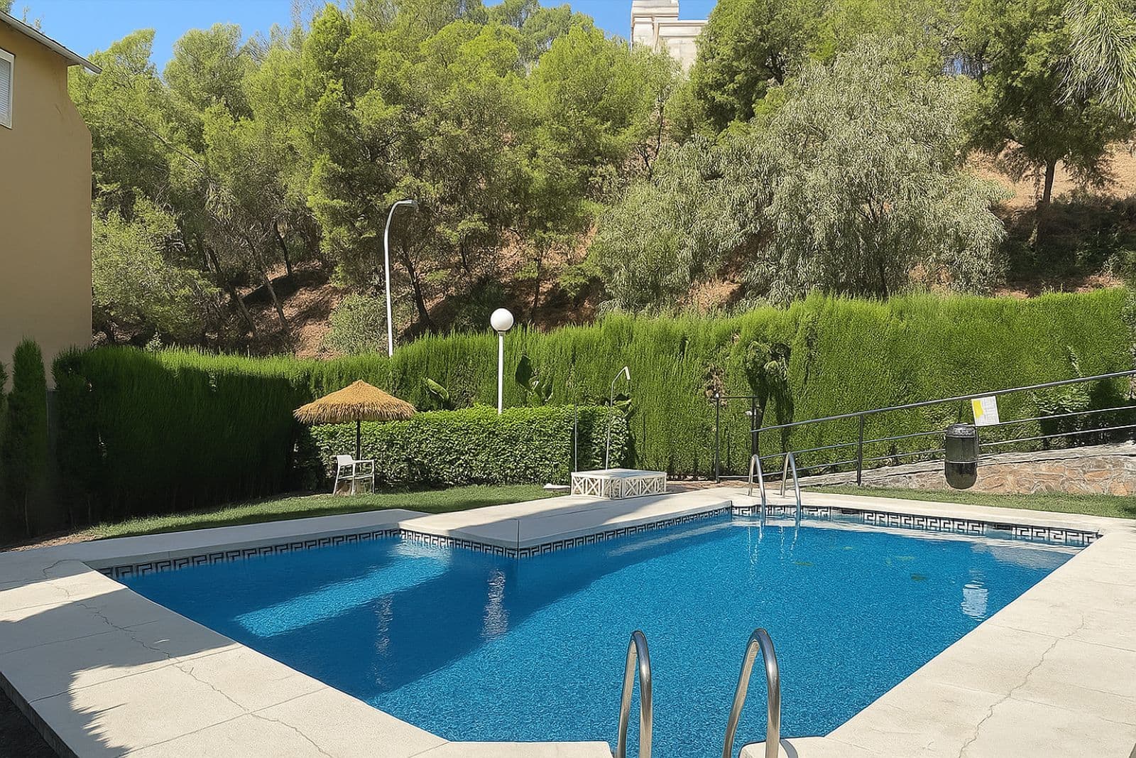 Middle Floor Apartment in Málaga Este, Málaga