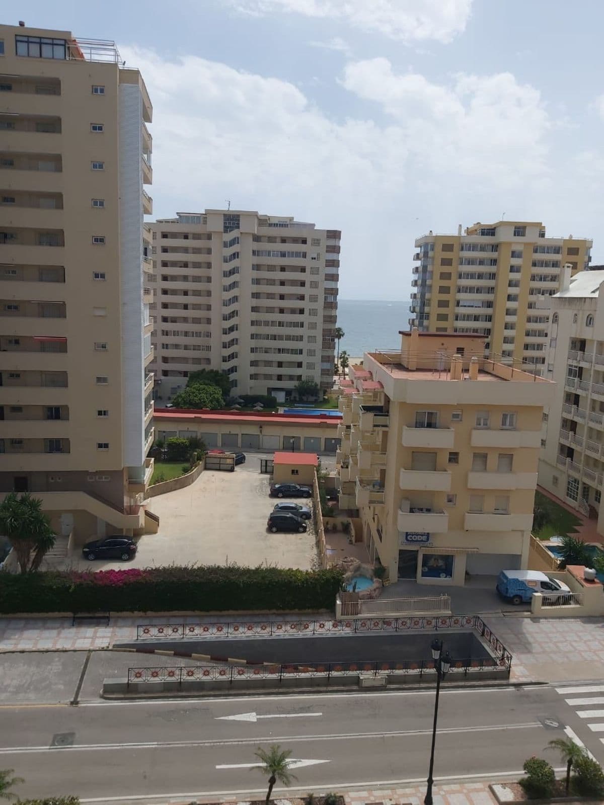 Middle Floor Apartment in Fuengirola, Fuengirola