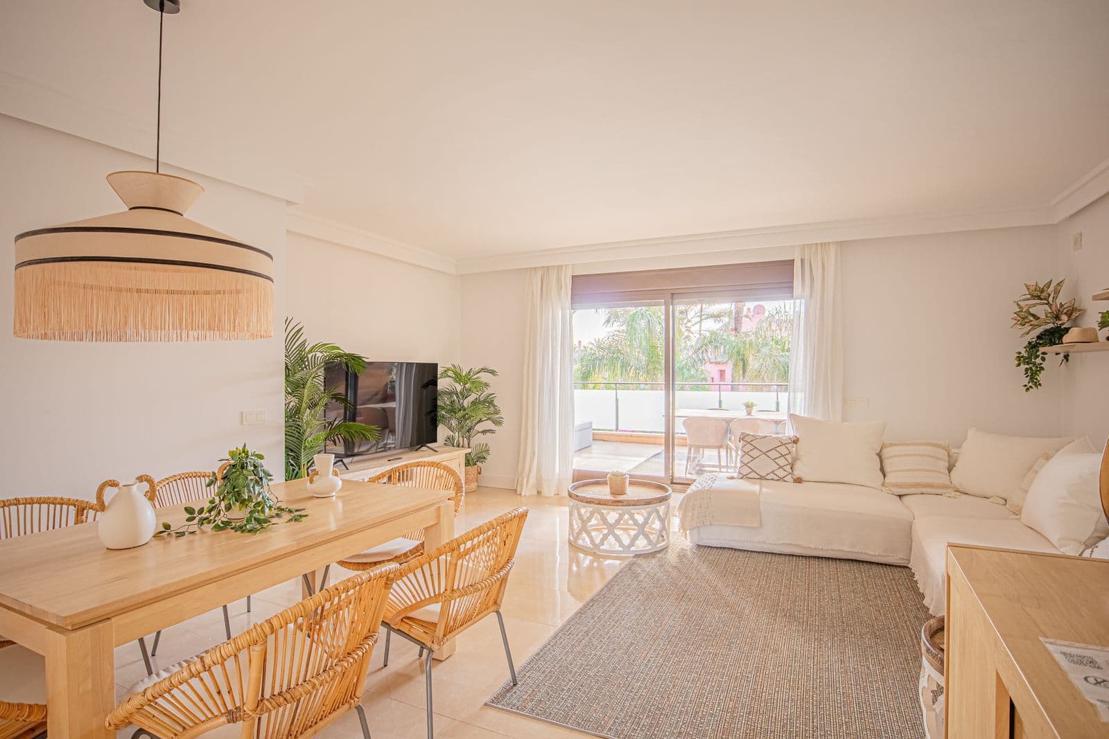 Middle Floor Apartment in Estepona, Estepona