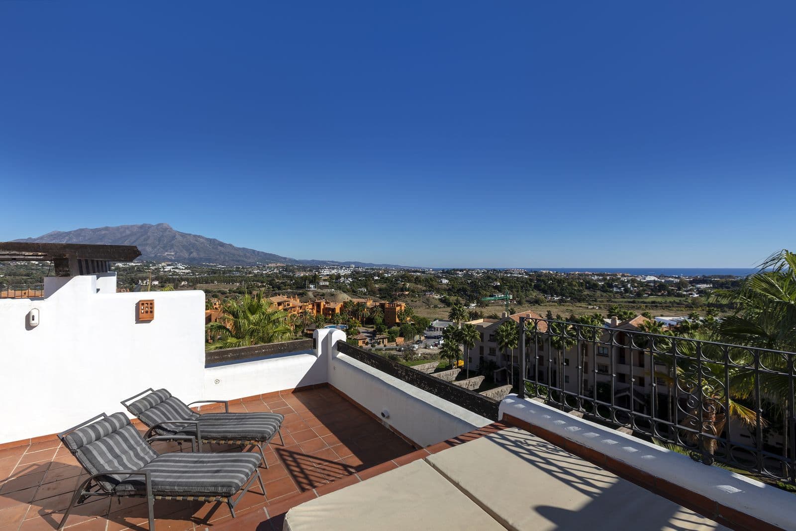Penthouse Duplex in Benahavís, Benahavís