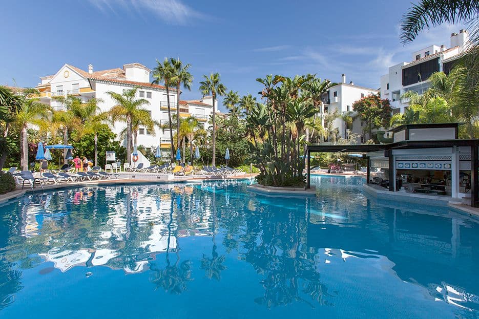 Middle Floor Apartment in Elviria, Marbella East