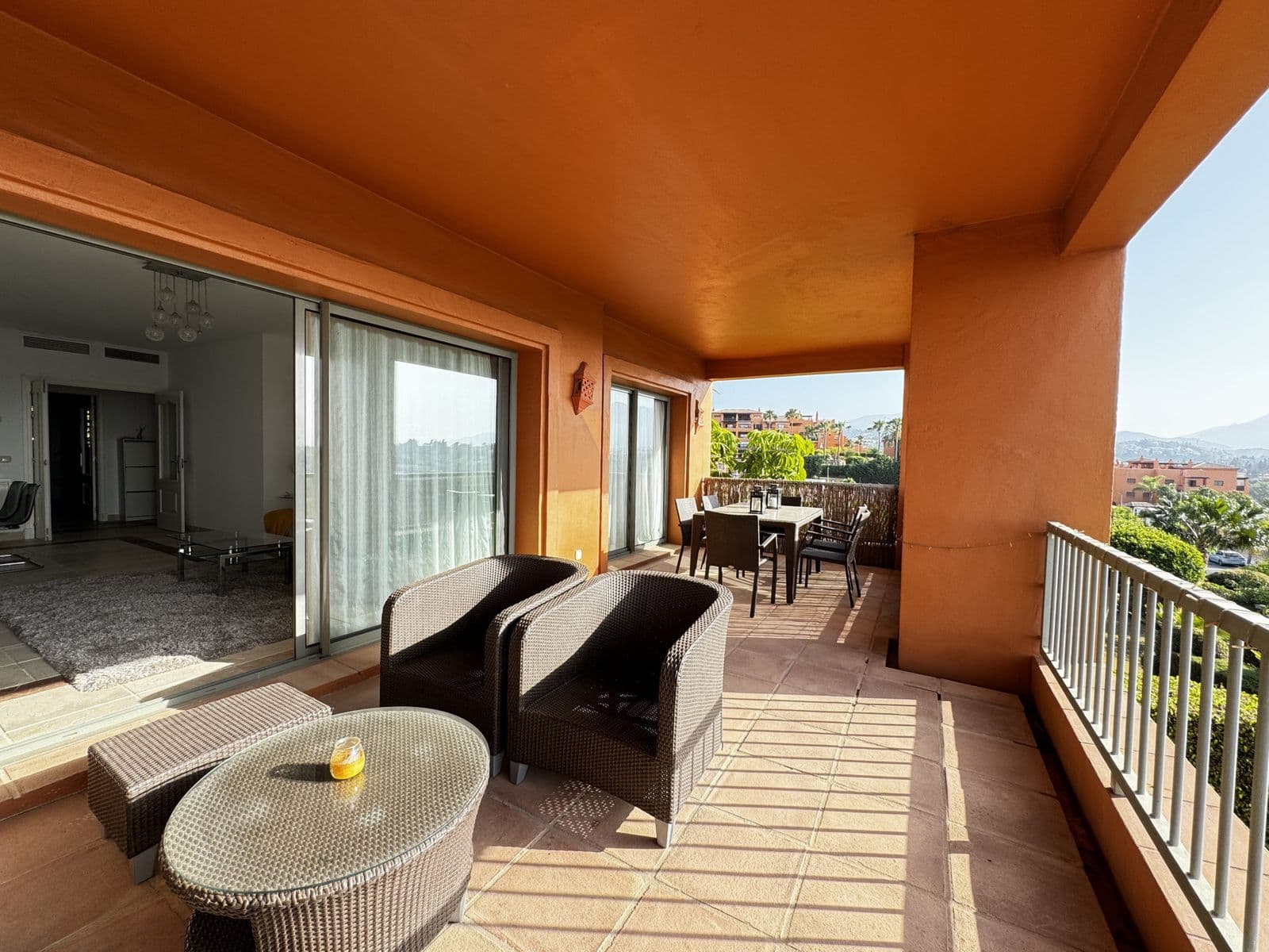 Middle Floor Apartment in Estepona, Estepona