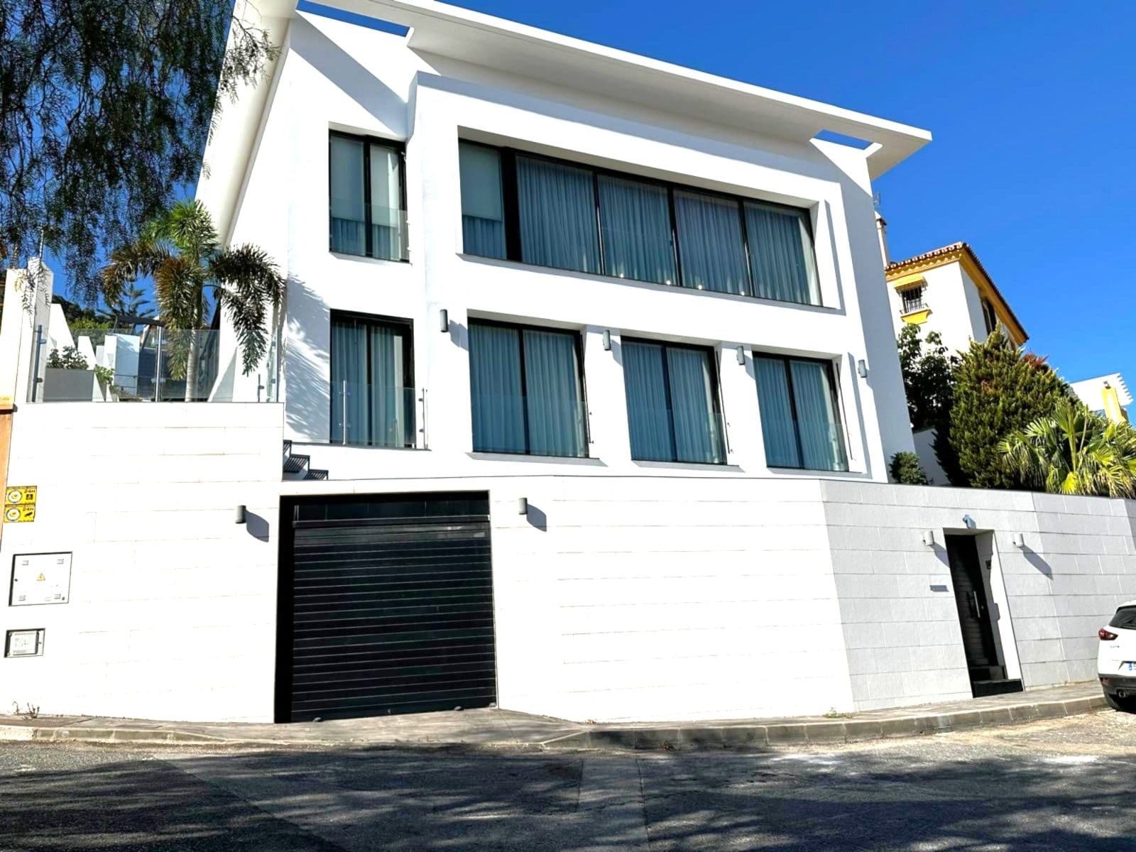 Detached Villa in Alhaurín de la Torre, Alhaurín de la Torre