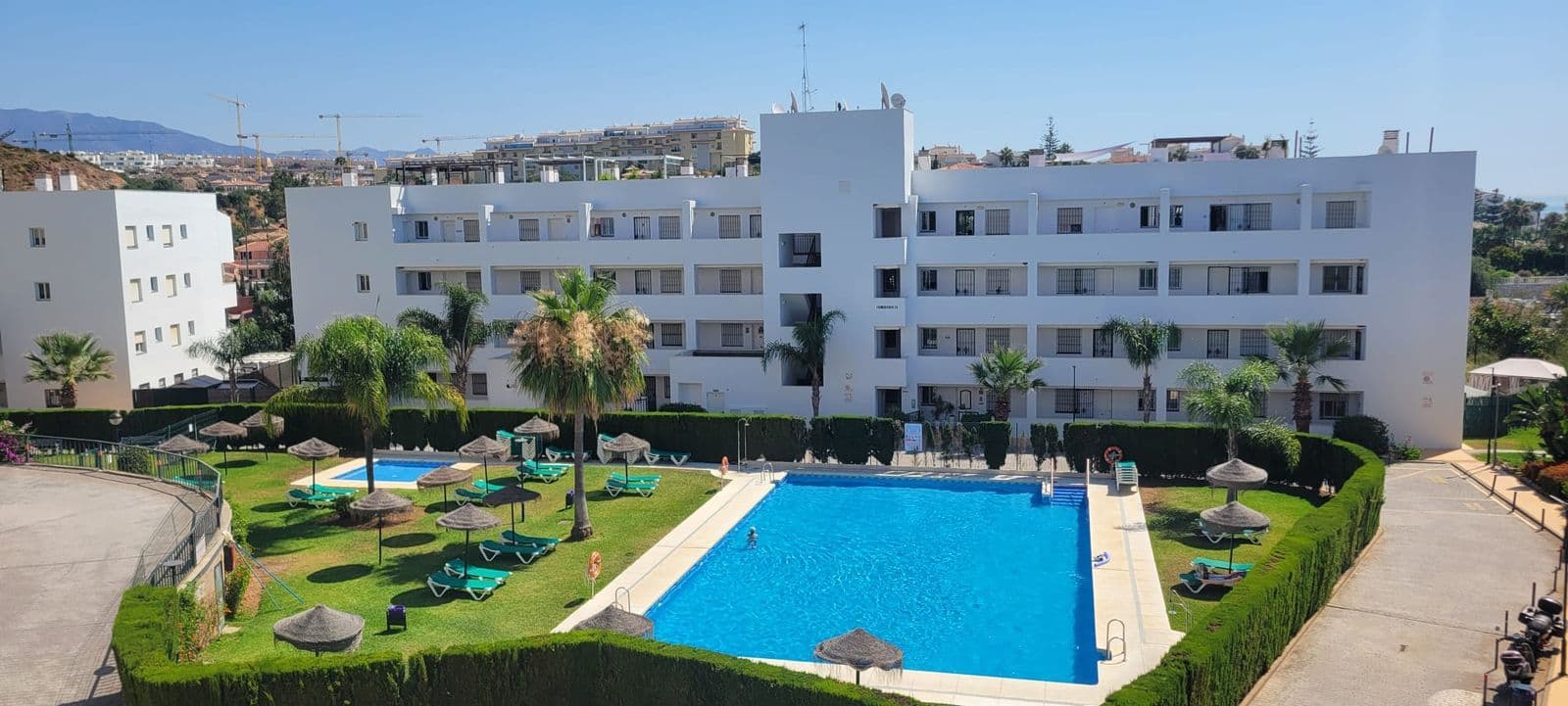 Middle Floor Apartment in Torrenueva, Mijas