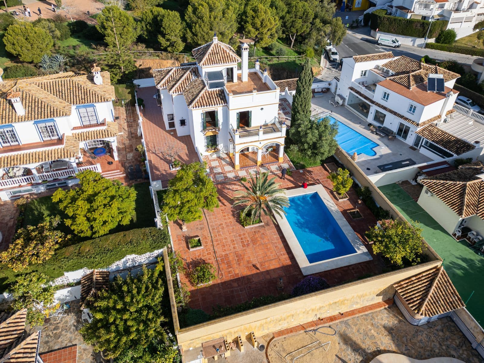 Detached Villa in Arroyo de la Miel, Benalmádena