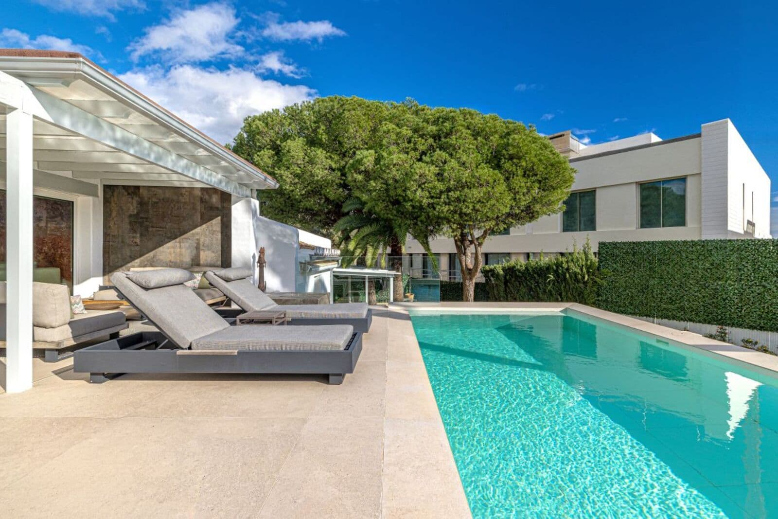 Detached Villa in Las Chapas, Marbella East