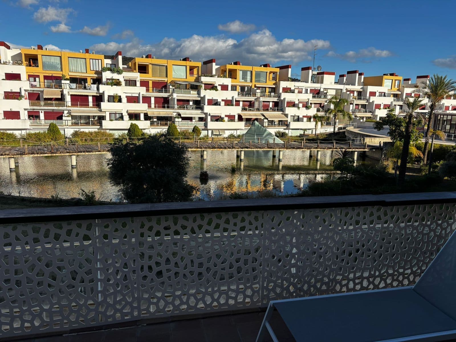 Middle Floor Apartment in Benahavís, Benahavís