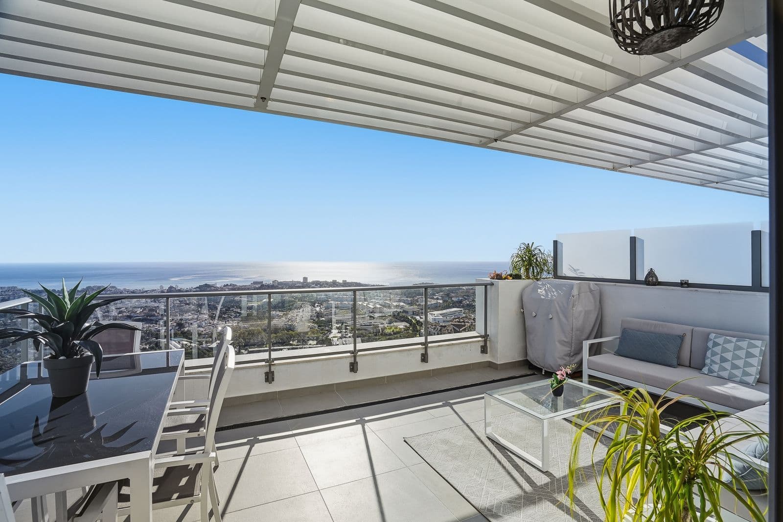 Penthouse in Benalmadena, Benalmádena