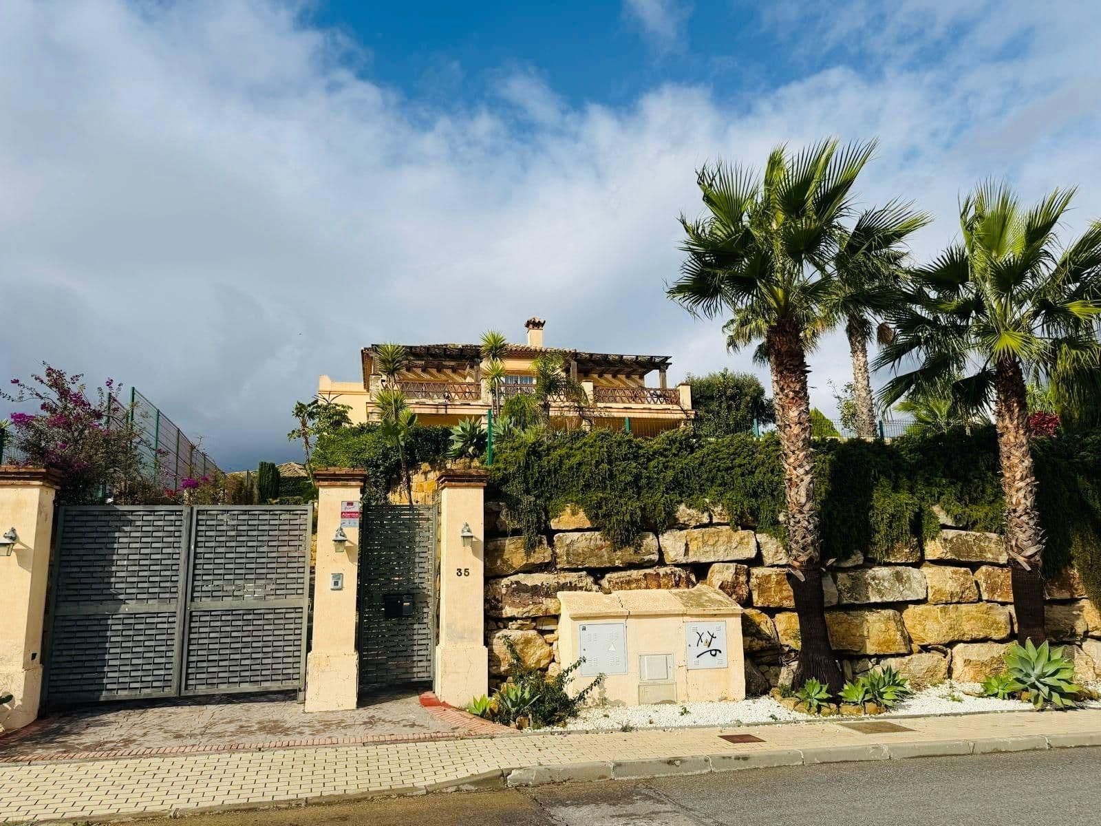 Detached Villa in Casares, Casares