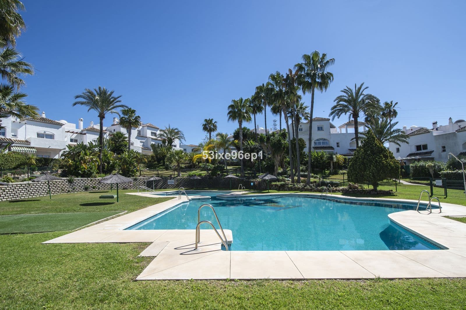 Semi-Detached House in New Golden Mile, Estepona