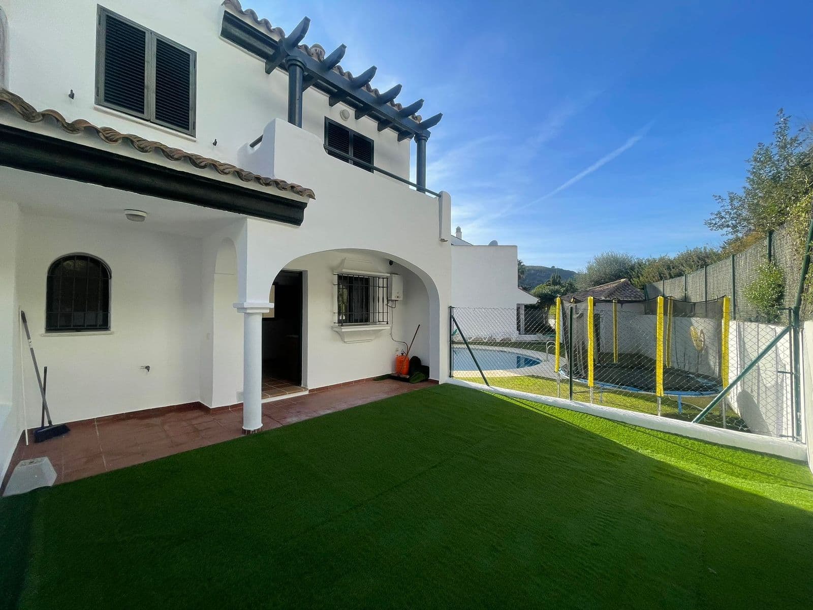 Semi-Detached House in Manilva, Manilva