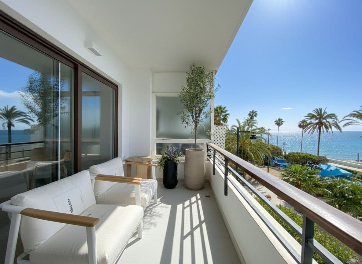 Middle Floor Apartment in Estepona, Estepona