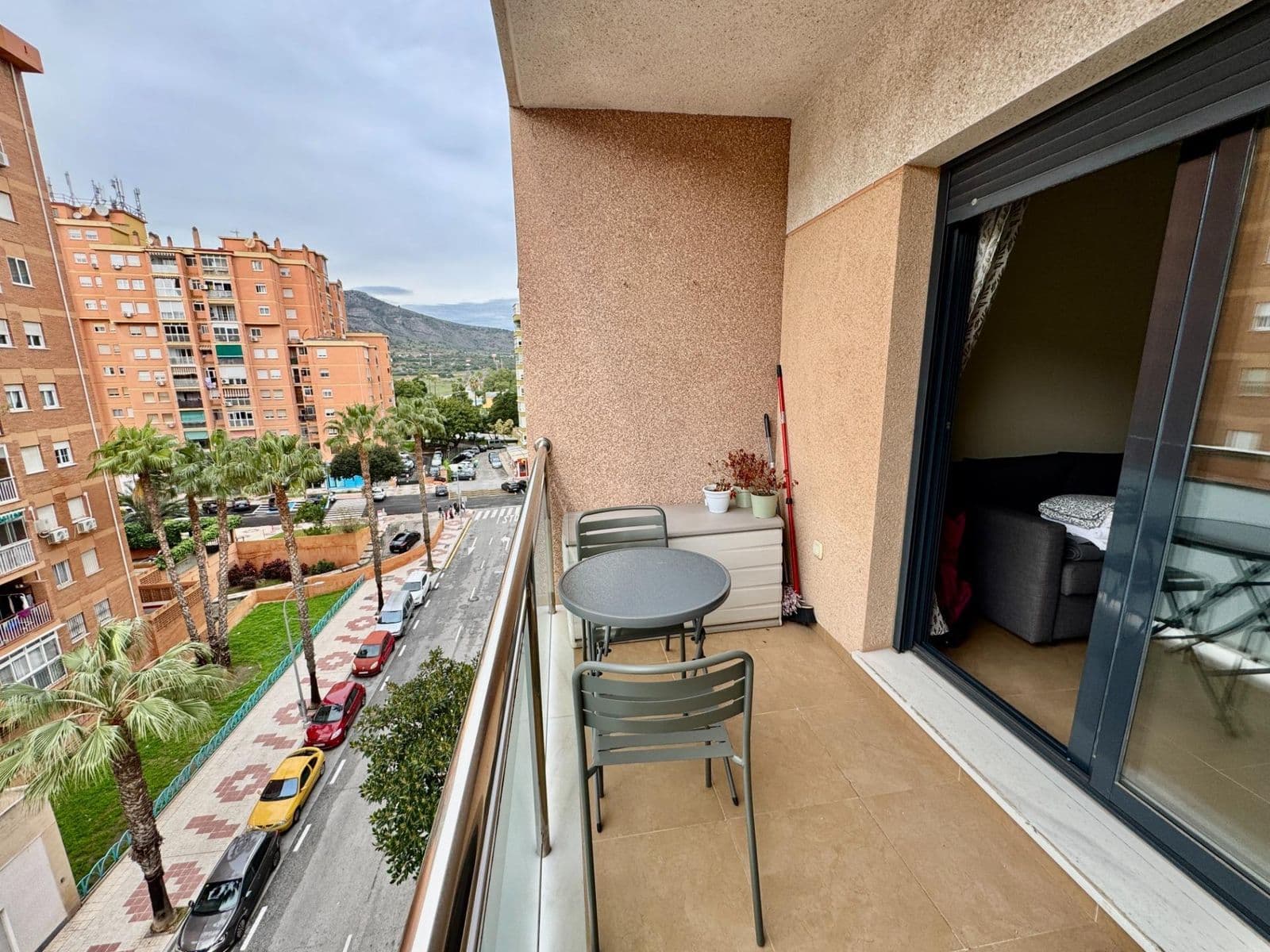 Middle Floor Apartment in Torremolinos Centro, Torremolinos