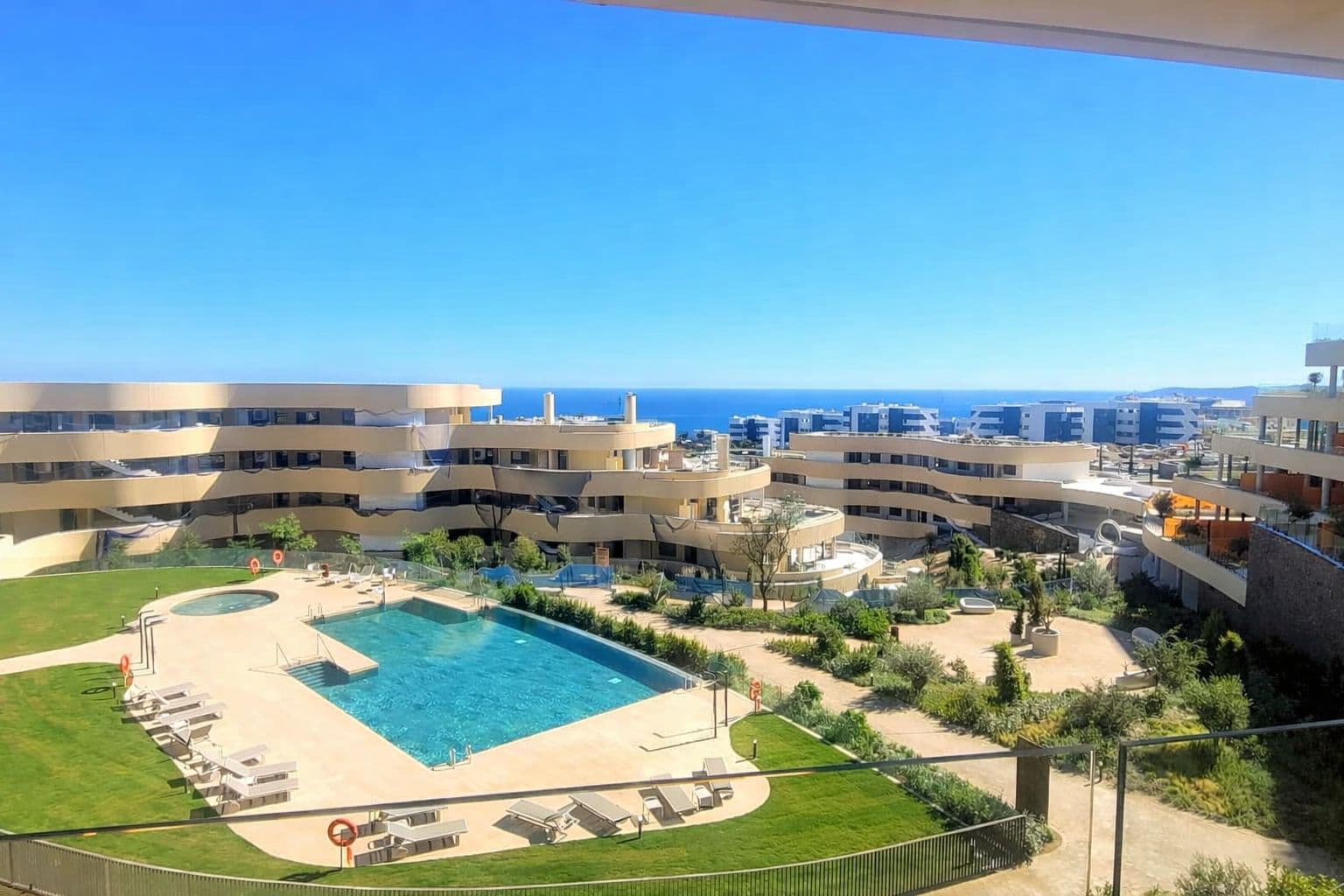 Middle Floor Apartment in Fuengirola, Fuengirola