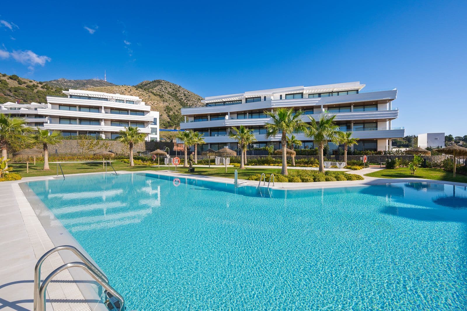 Middle Floor Apartment in Fuengirola, Fuengirola