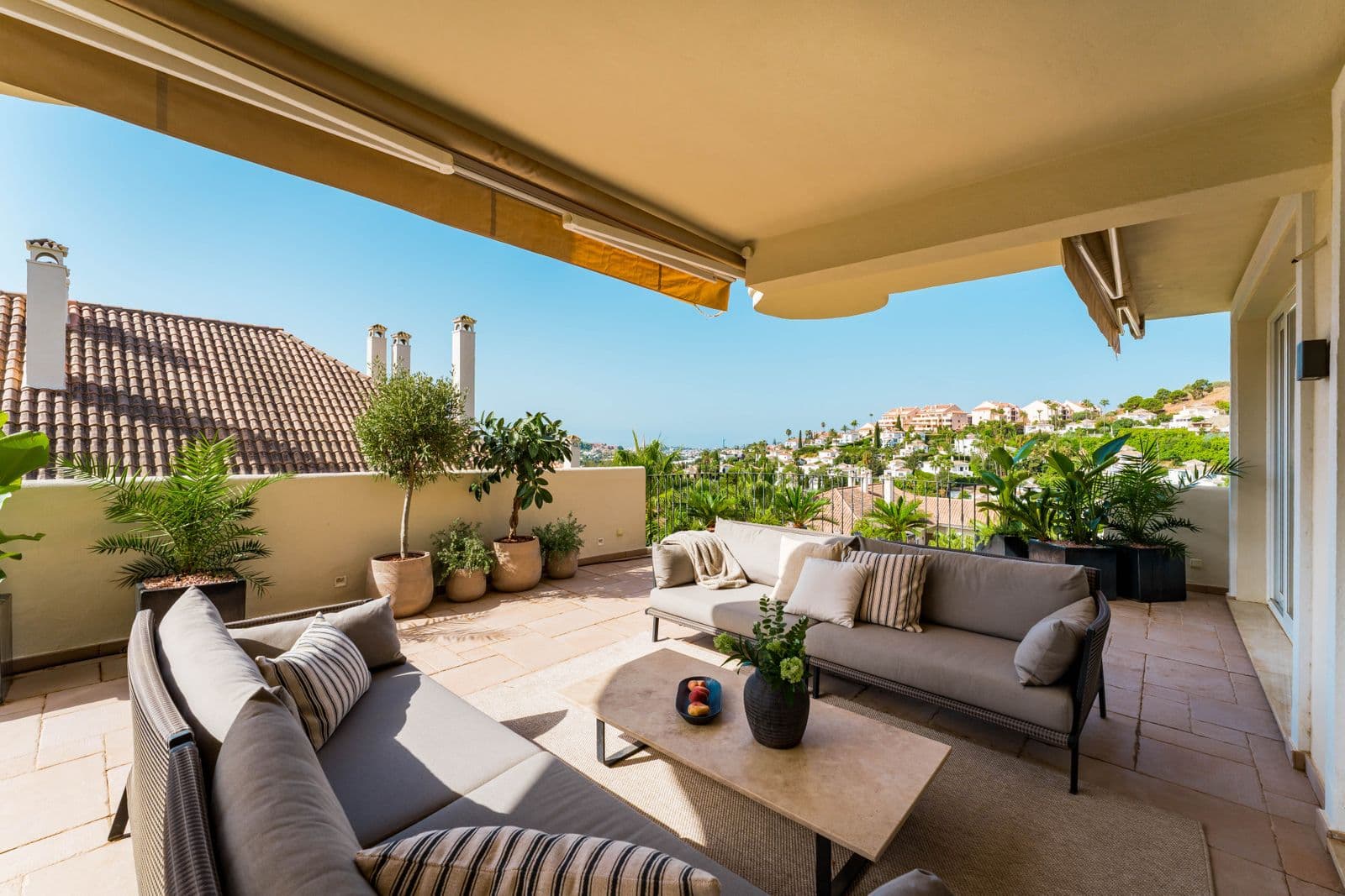 Duplex in Nueva Andalucía, Nueva Andalucía