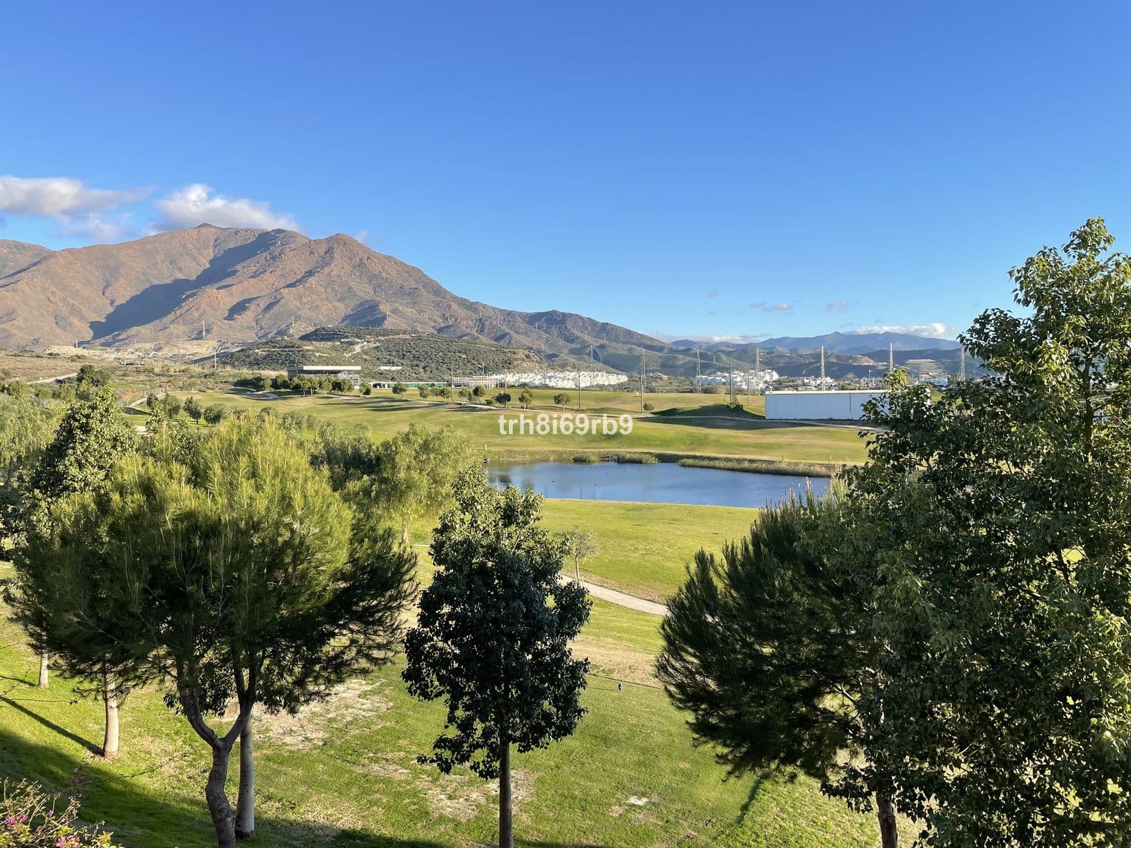 Semi-Detached House in Estepona, Estepona