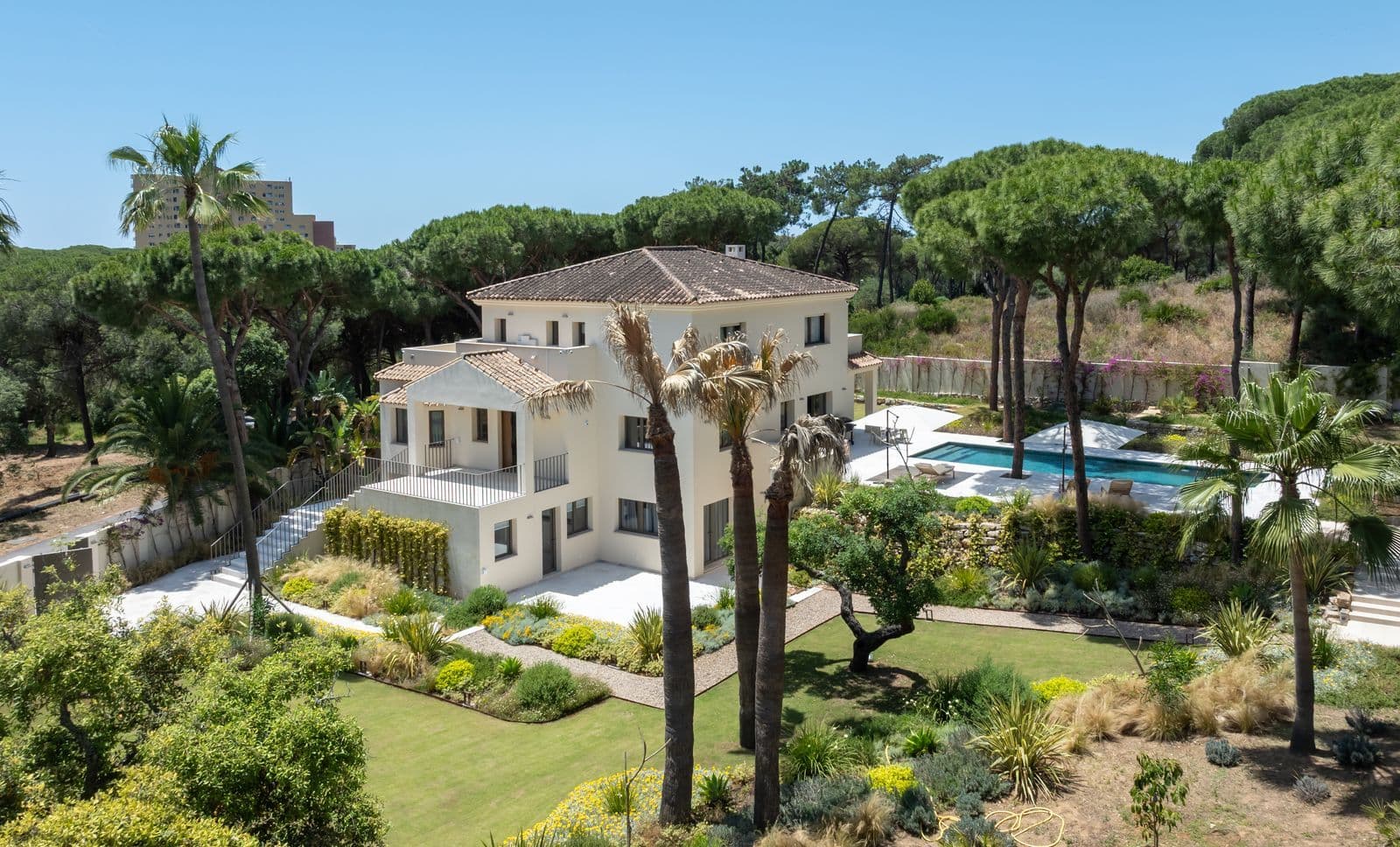 Detached Villa in Hacienda Las Chapas, Marbella East