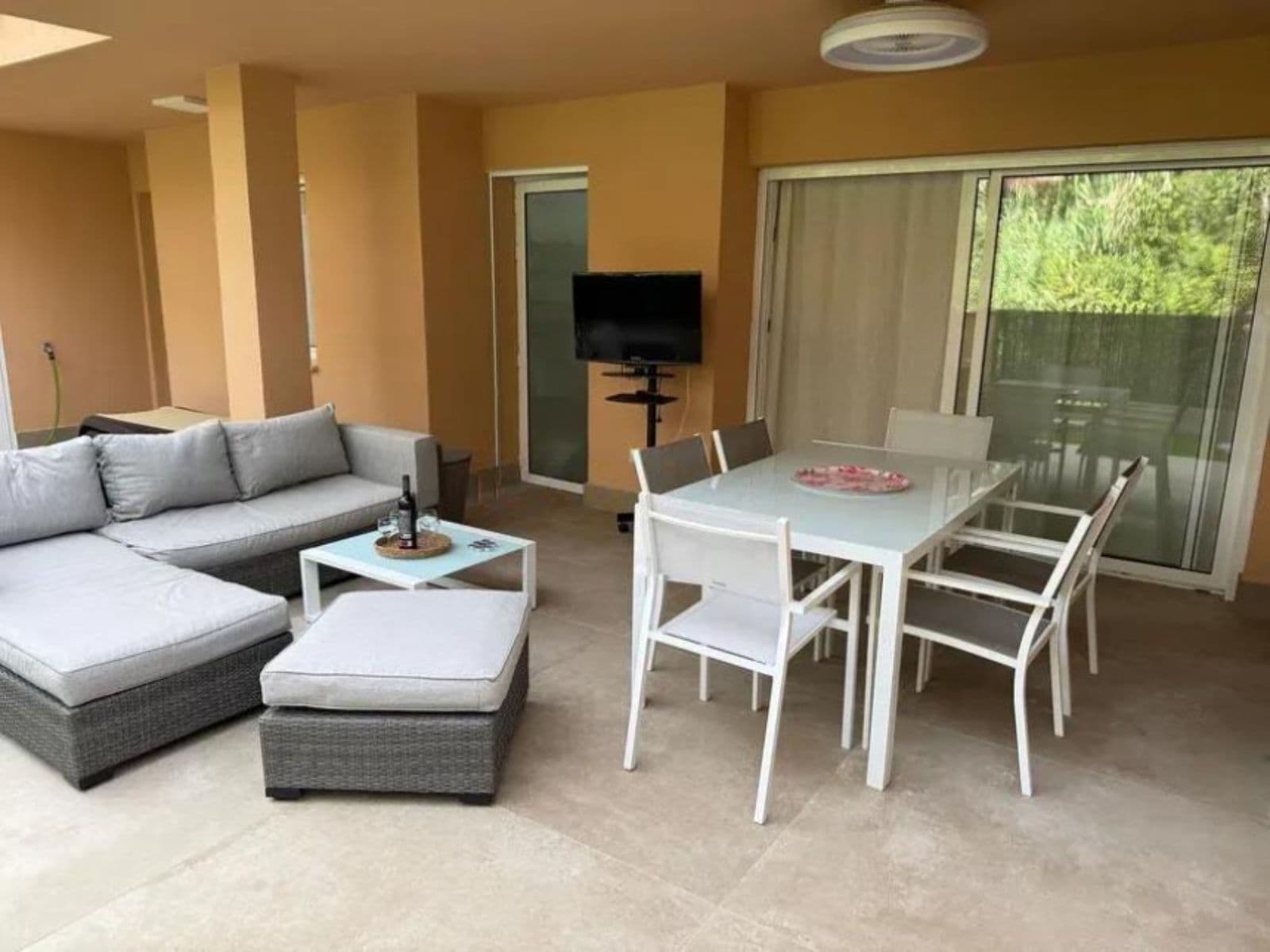 Ground Floor Apartment in Las Chapas, Marbella East