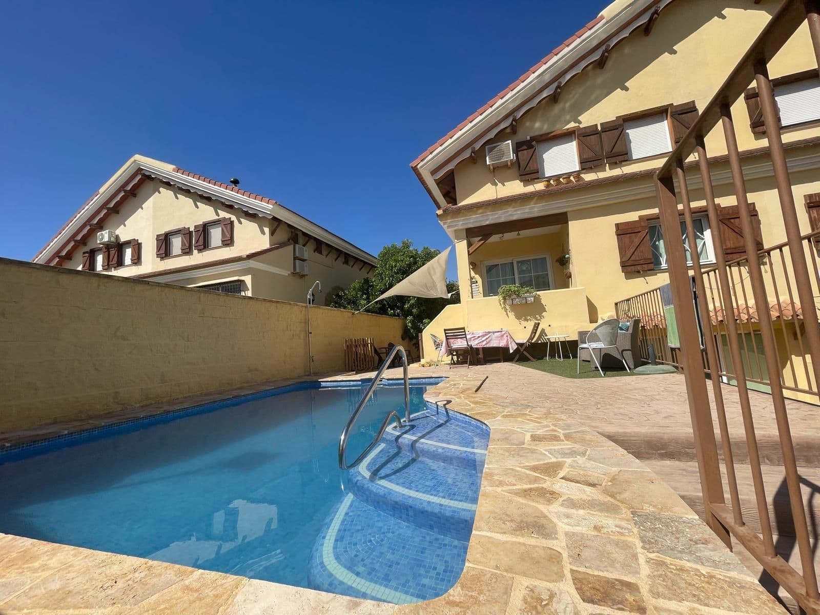 Townhouse in Alhaurín de la Torre, Alhaurín de la Torre