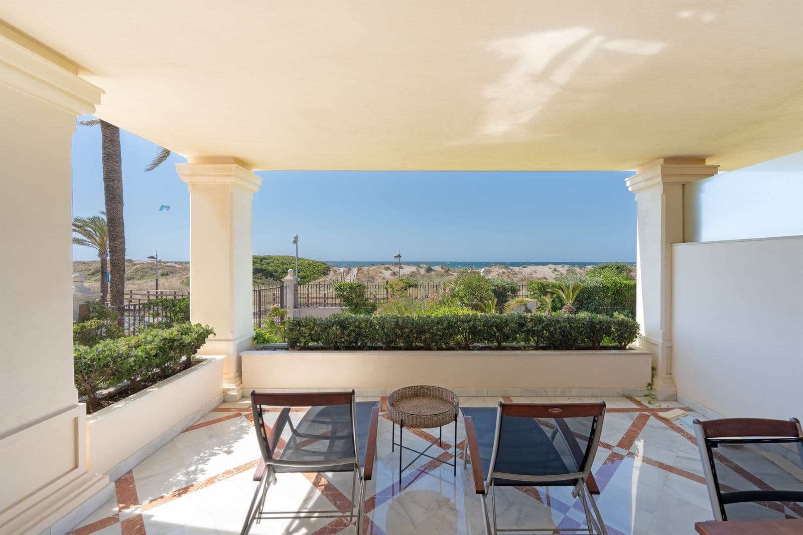 Ground Floor Apartment in Los Monteros, Marbella East