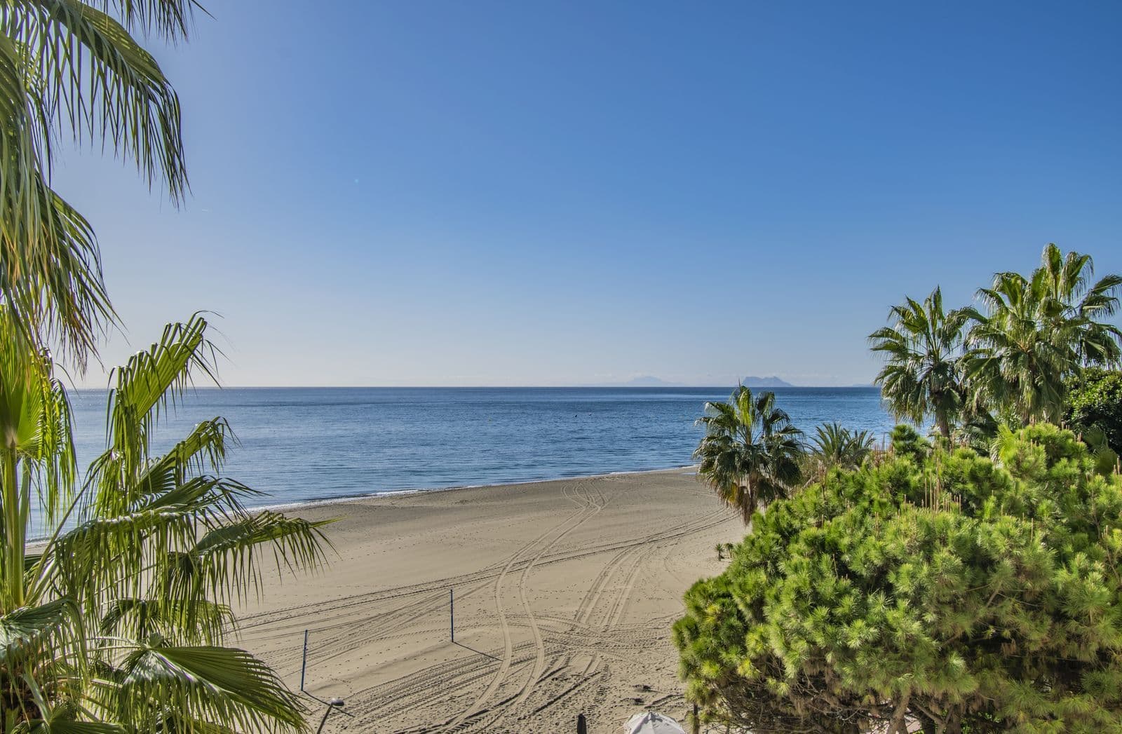 Middle Floor Apartment in Estepona, Estepona