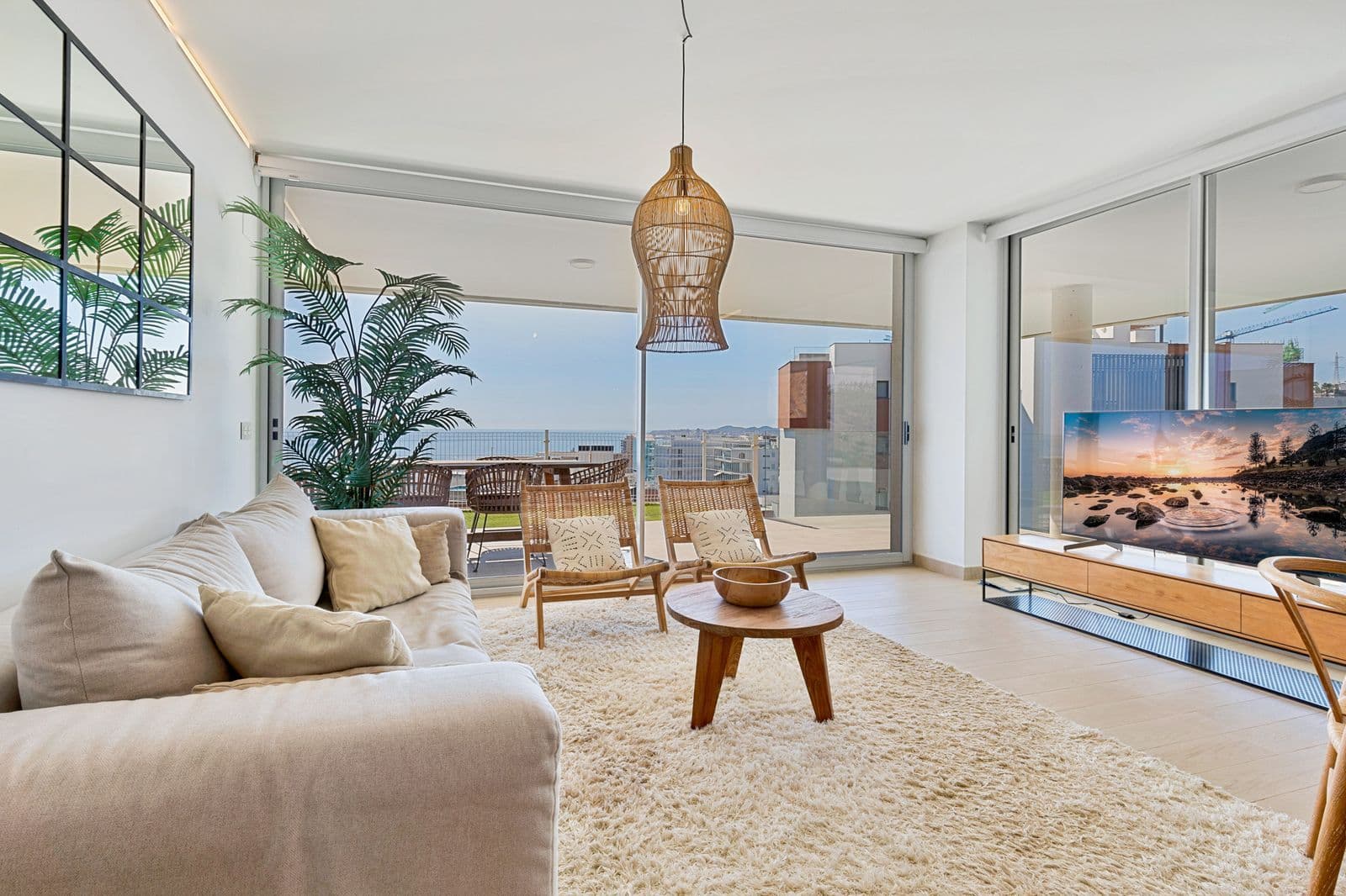 Middle Floor Apartment in Fuengirola, Fuengirola