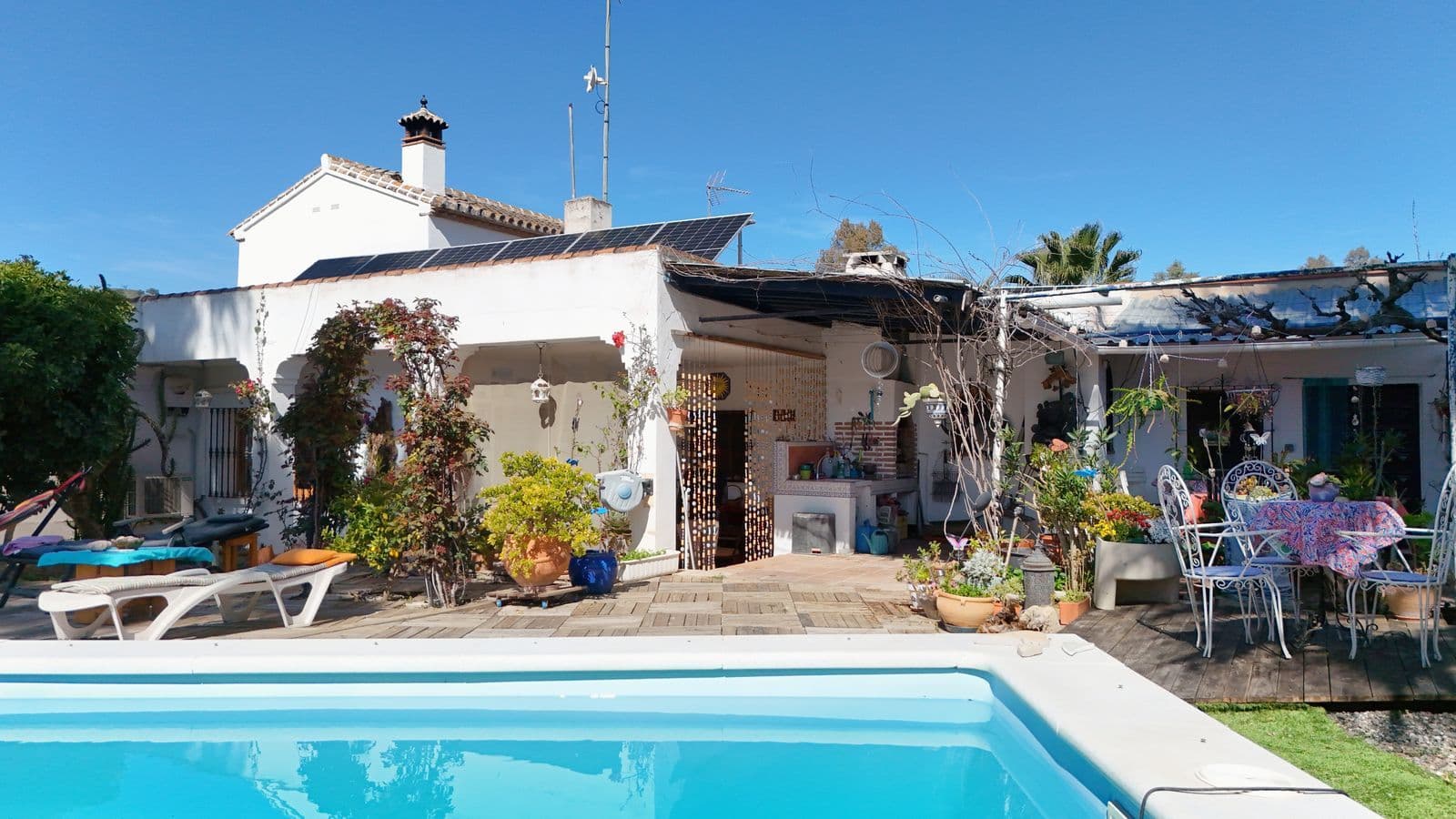 Semi-Detached House in Coín, Coín