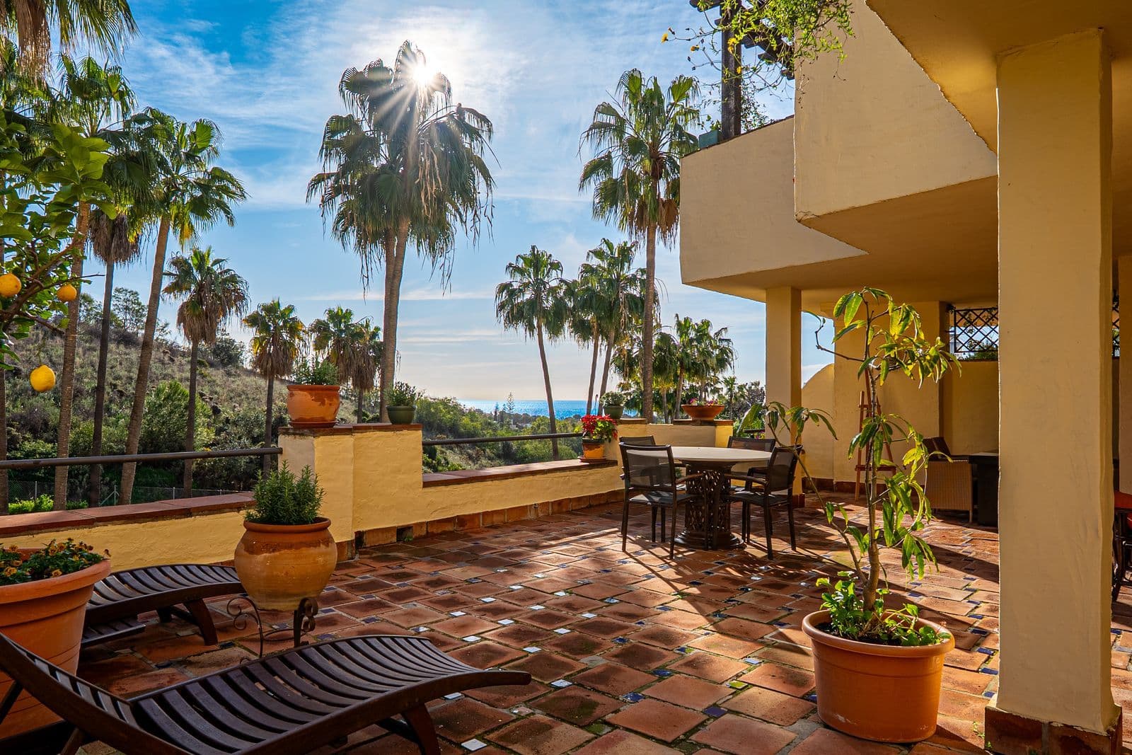 Middle Floor Apartment in The Golden Mile, Marbella