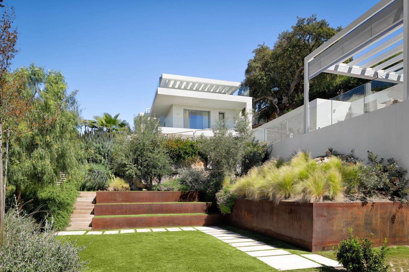 Detached Villa in Elviria, Marbella East