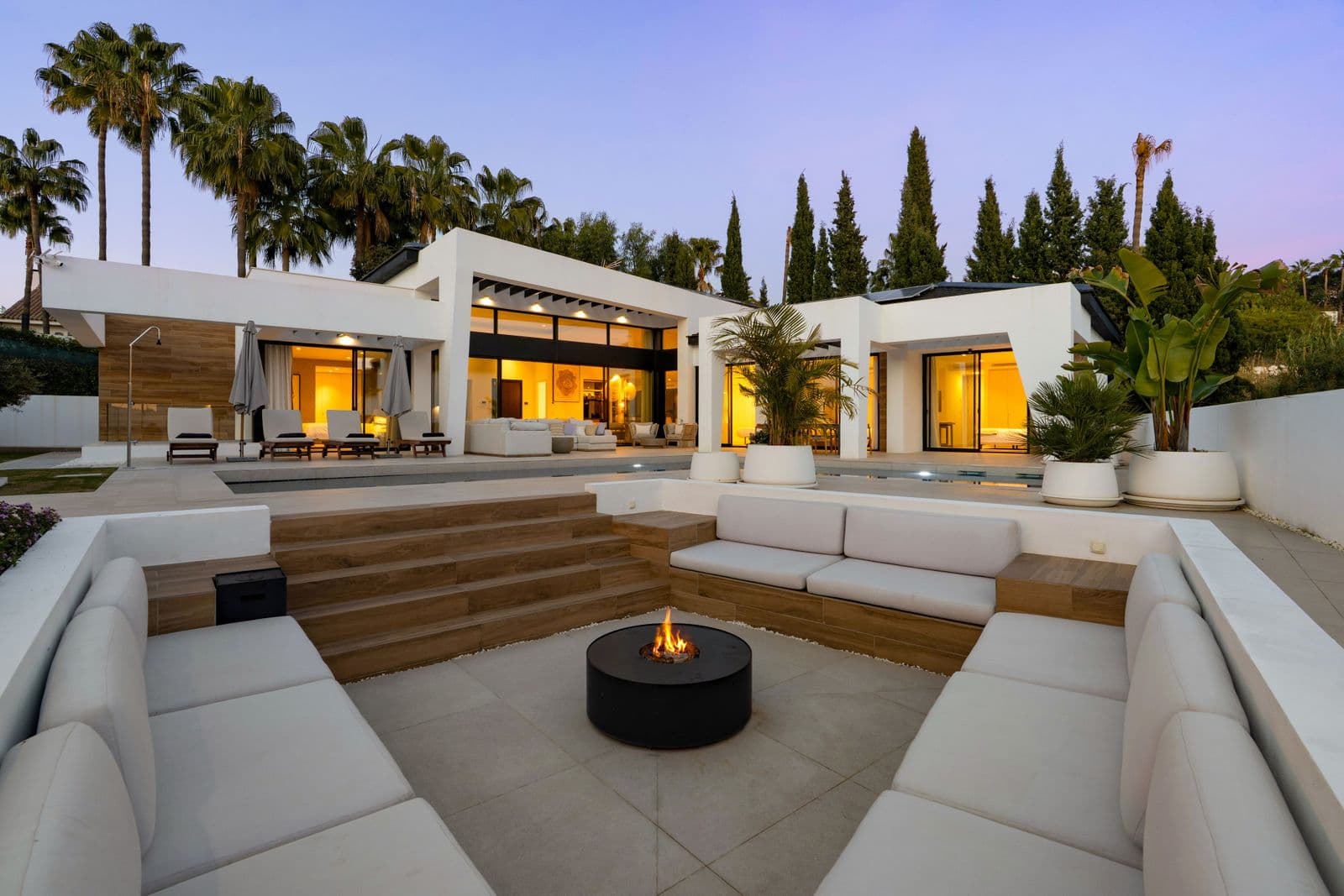 Detached Villa in Nueva Andalucía, Nueva Andalucía