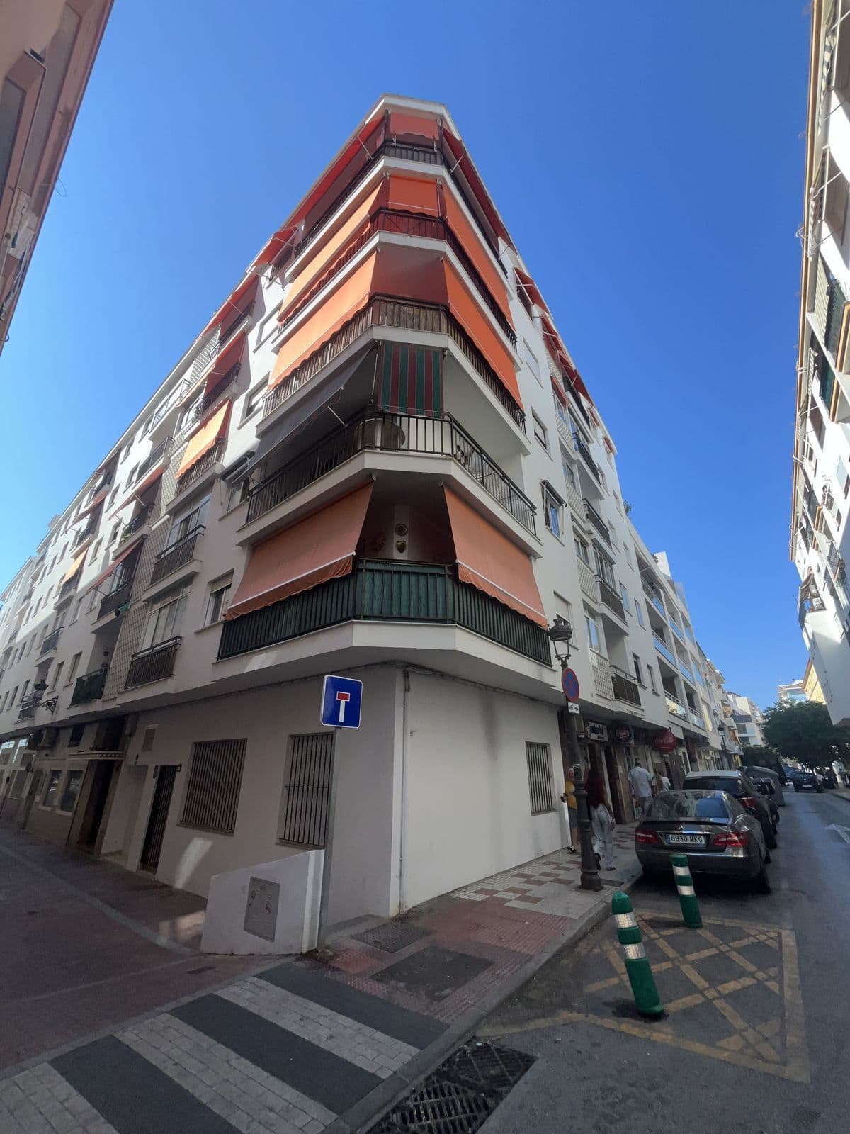 Middle Floor Apartment in Estepona, Estepona