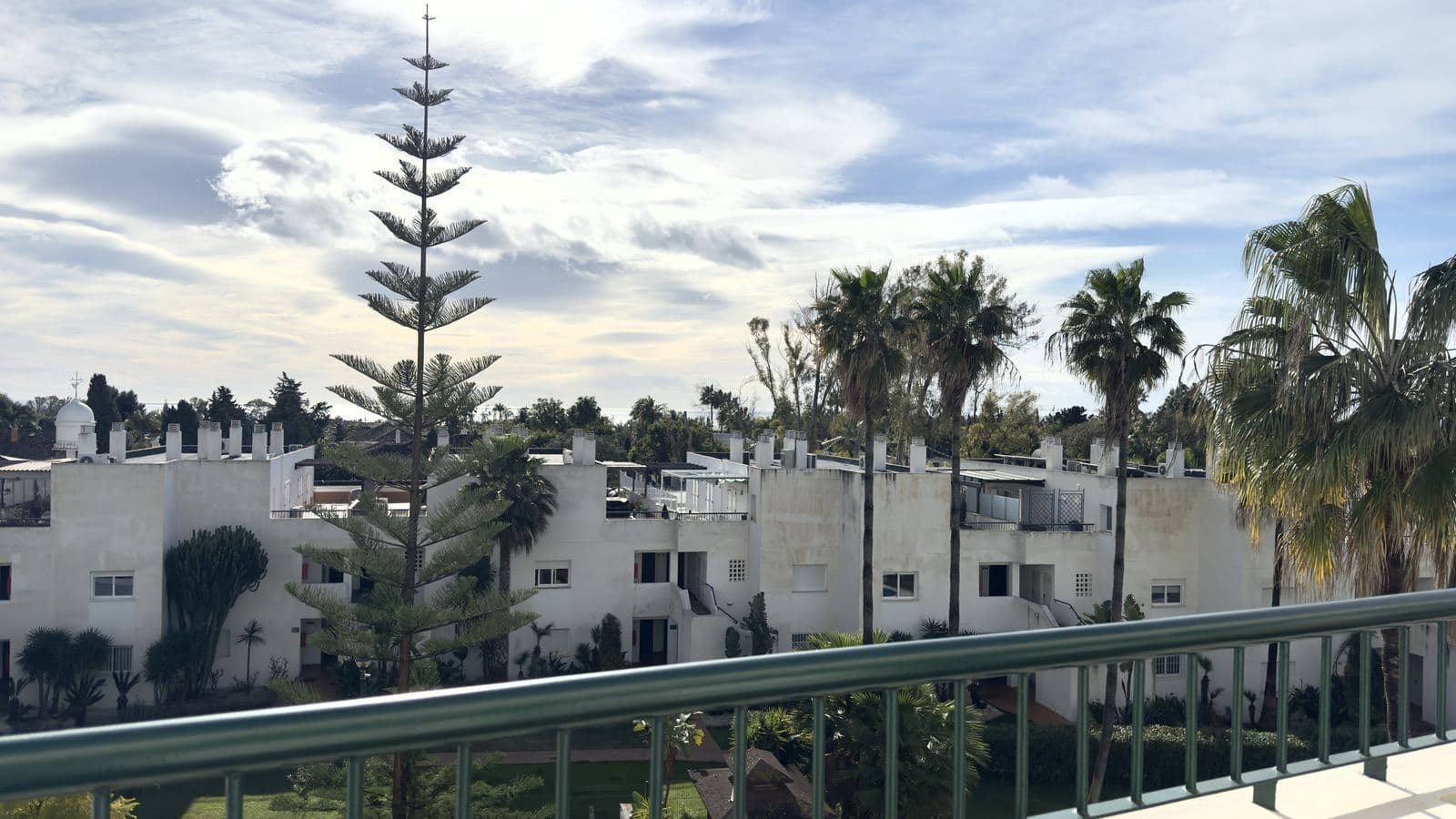 Top Floor Apartment in Guadalmina Baja, Marbella