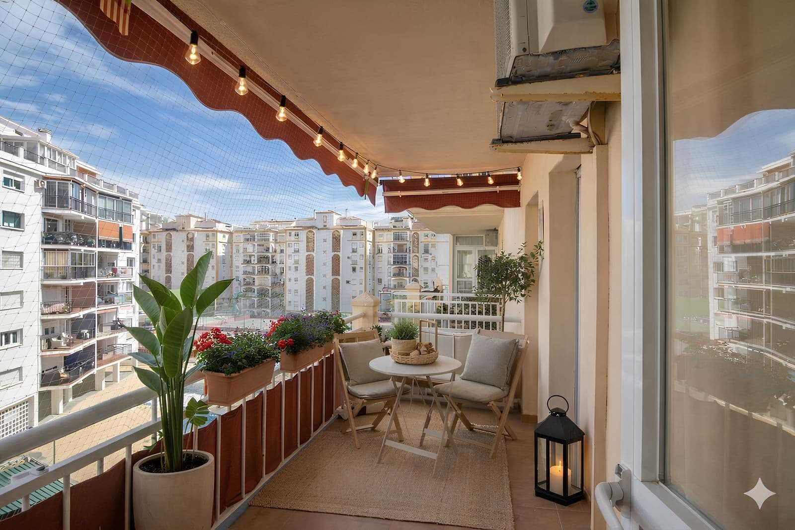 Middle Floor Apartment in Fuengirola, Fuengirola