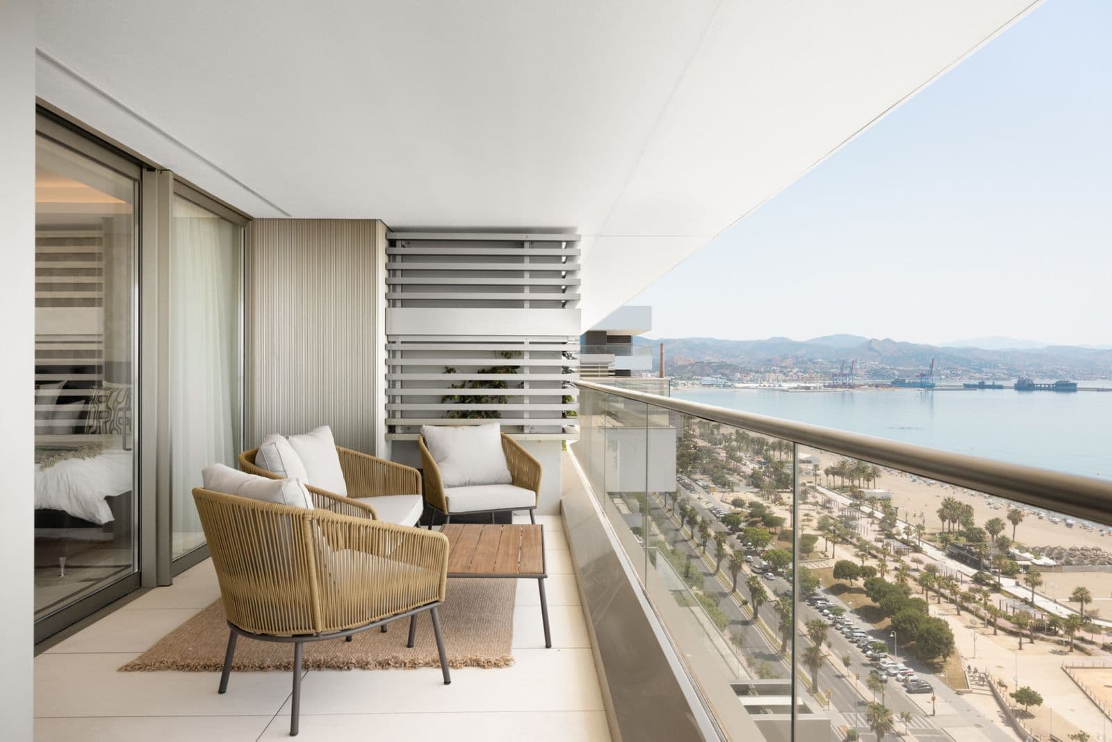 Middle Floor Apartment in Málaga Centro, Málaga